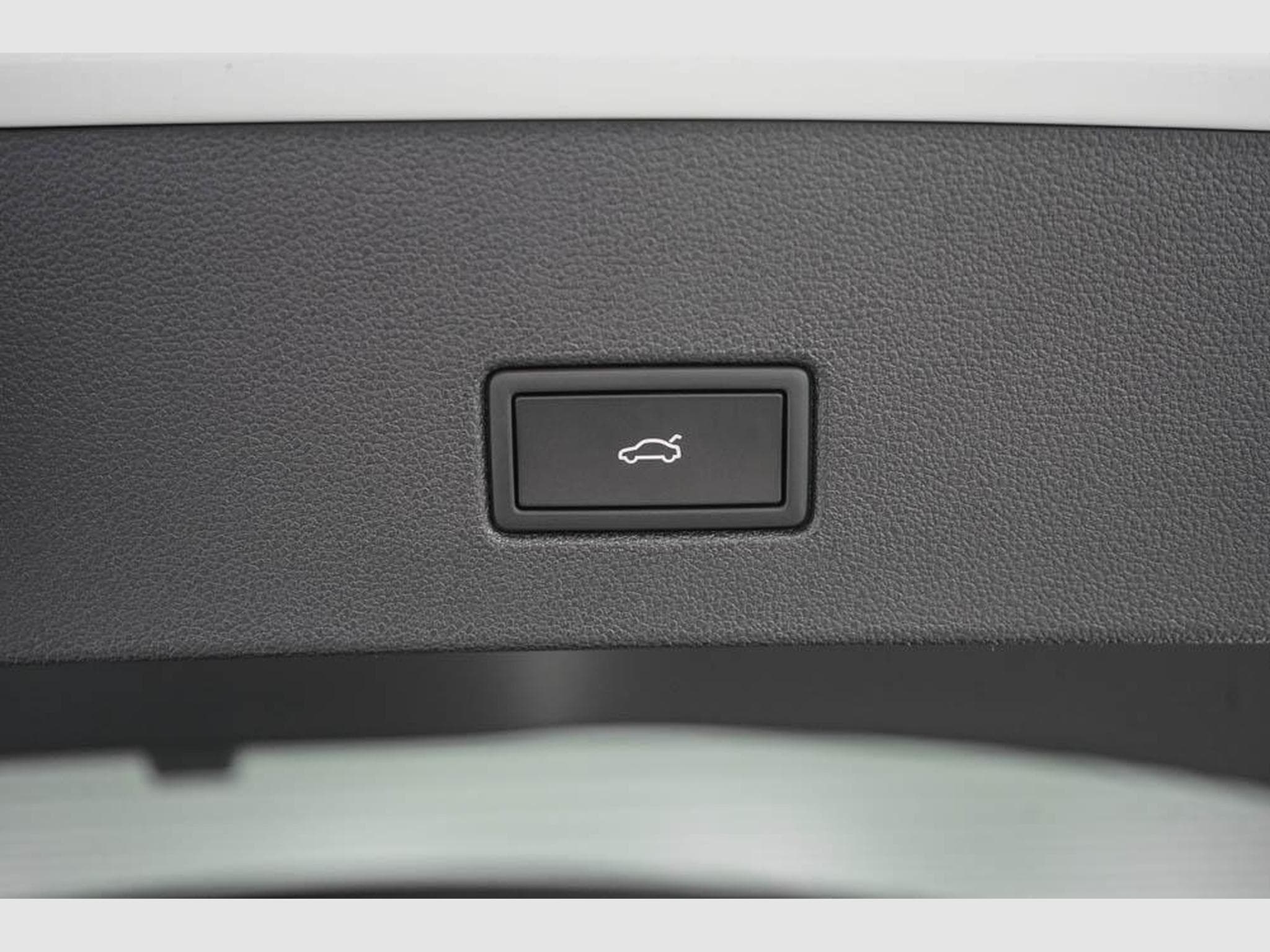 VW T-Roc 1,5 TSI DSG (2025) - Foto 18