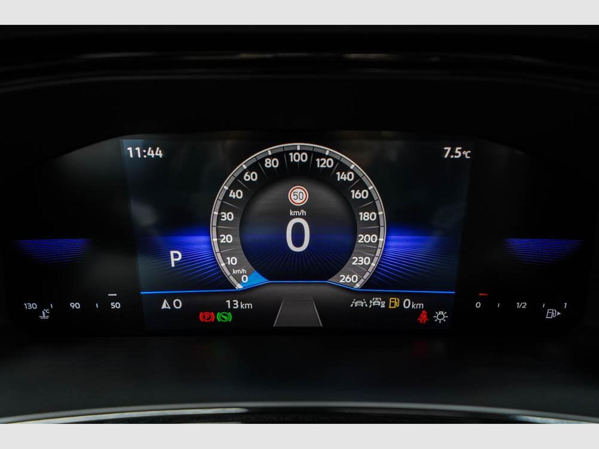 VW T-Roc 1,5 TSI DSG (2025) - Foto 9