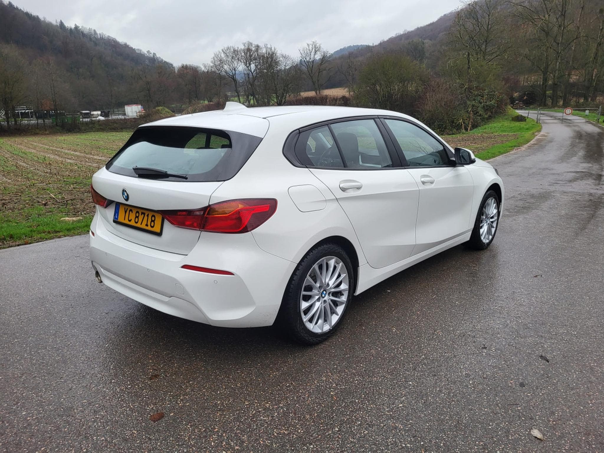 BMW 118 i Automatic (2020) - Photo 4