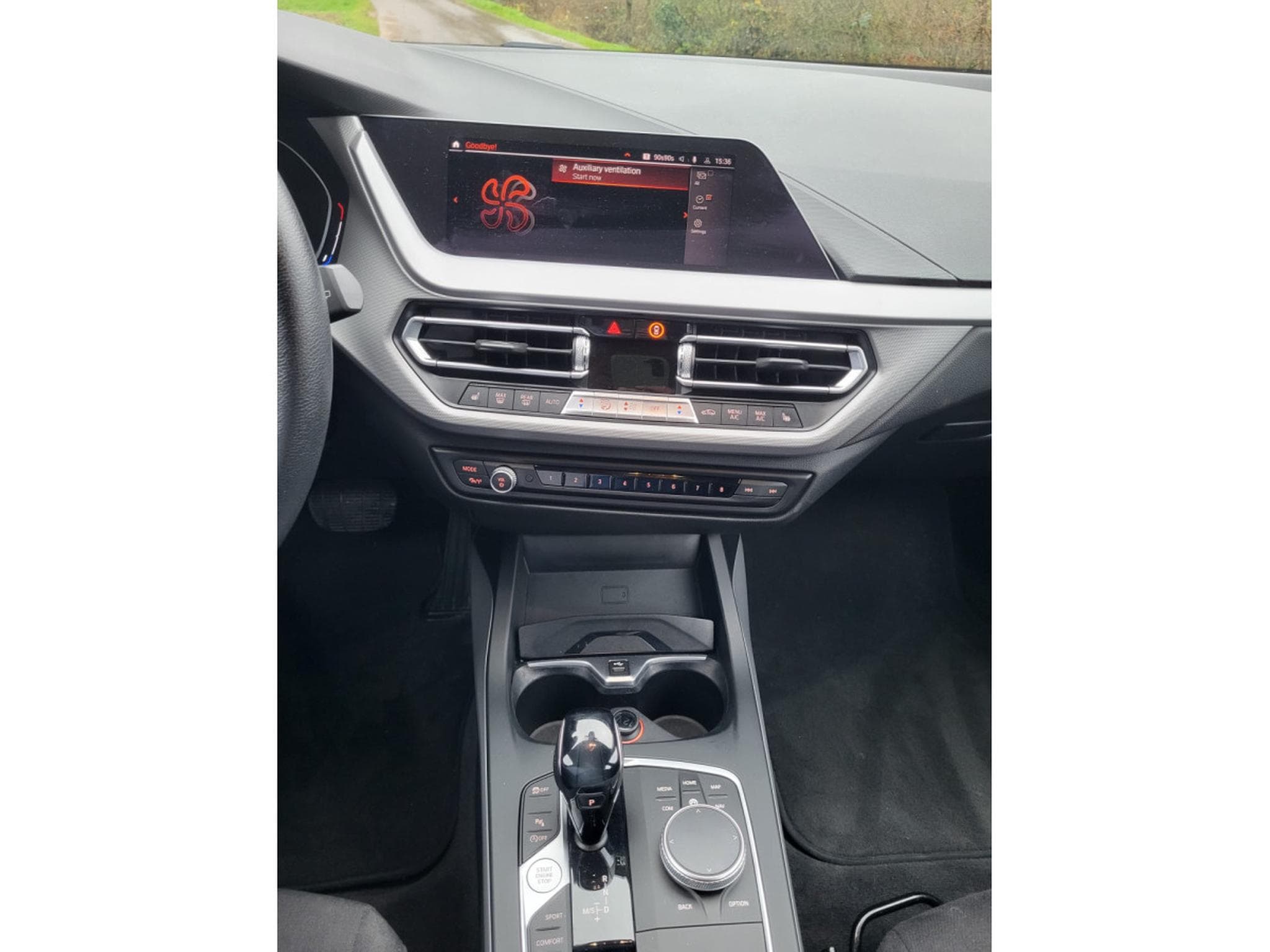 BMW 118 i Automatic (2020) - Photo 8