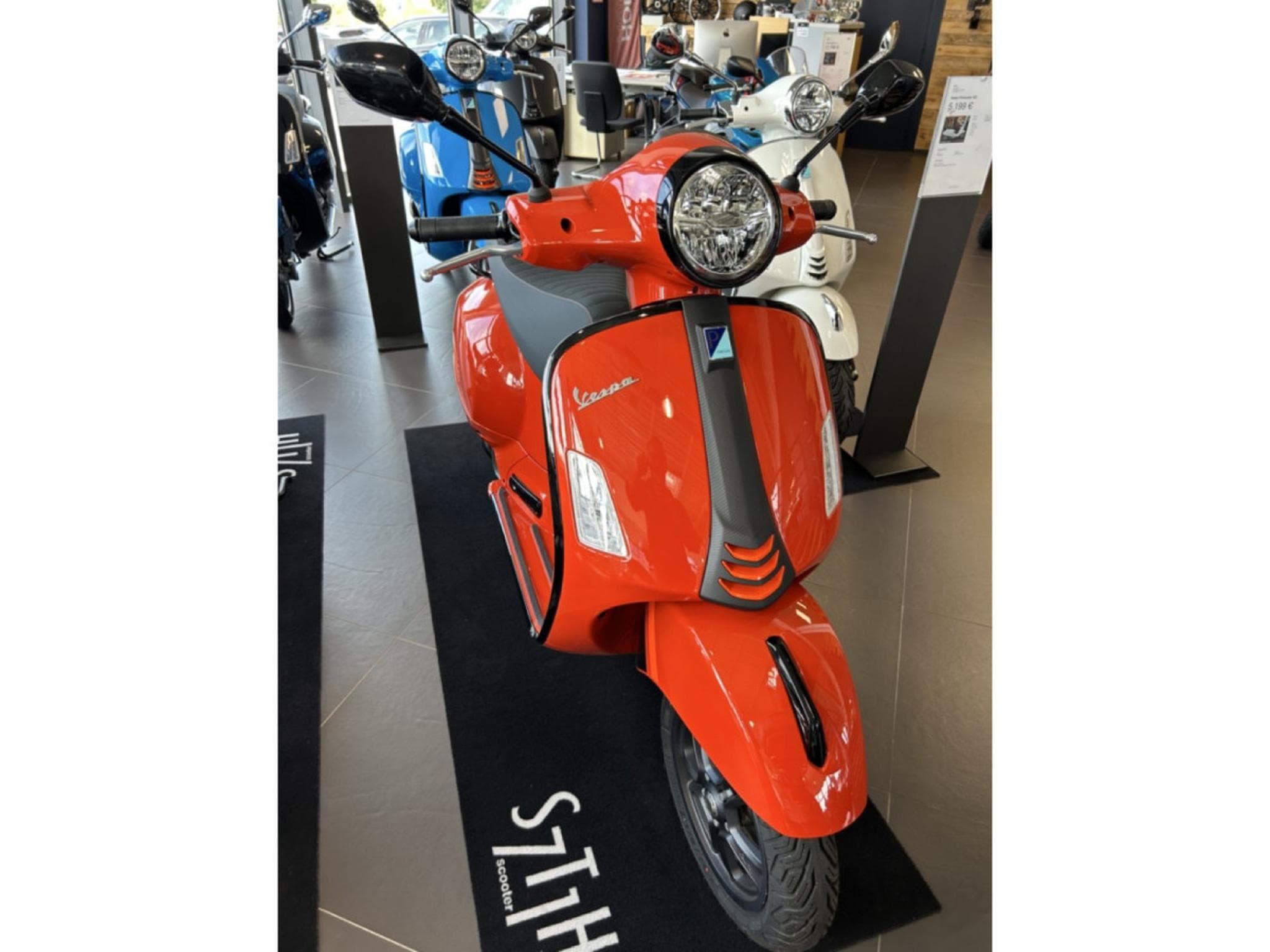 Vespa GTS Super Sport (2024) - Foto 4