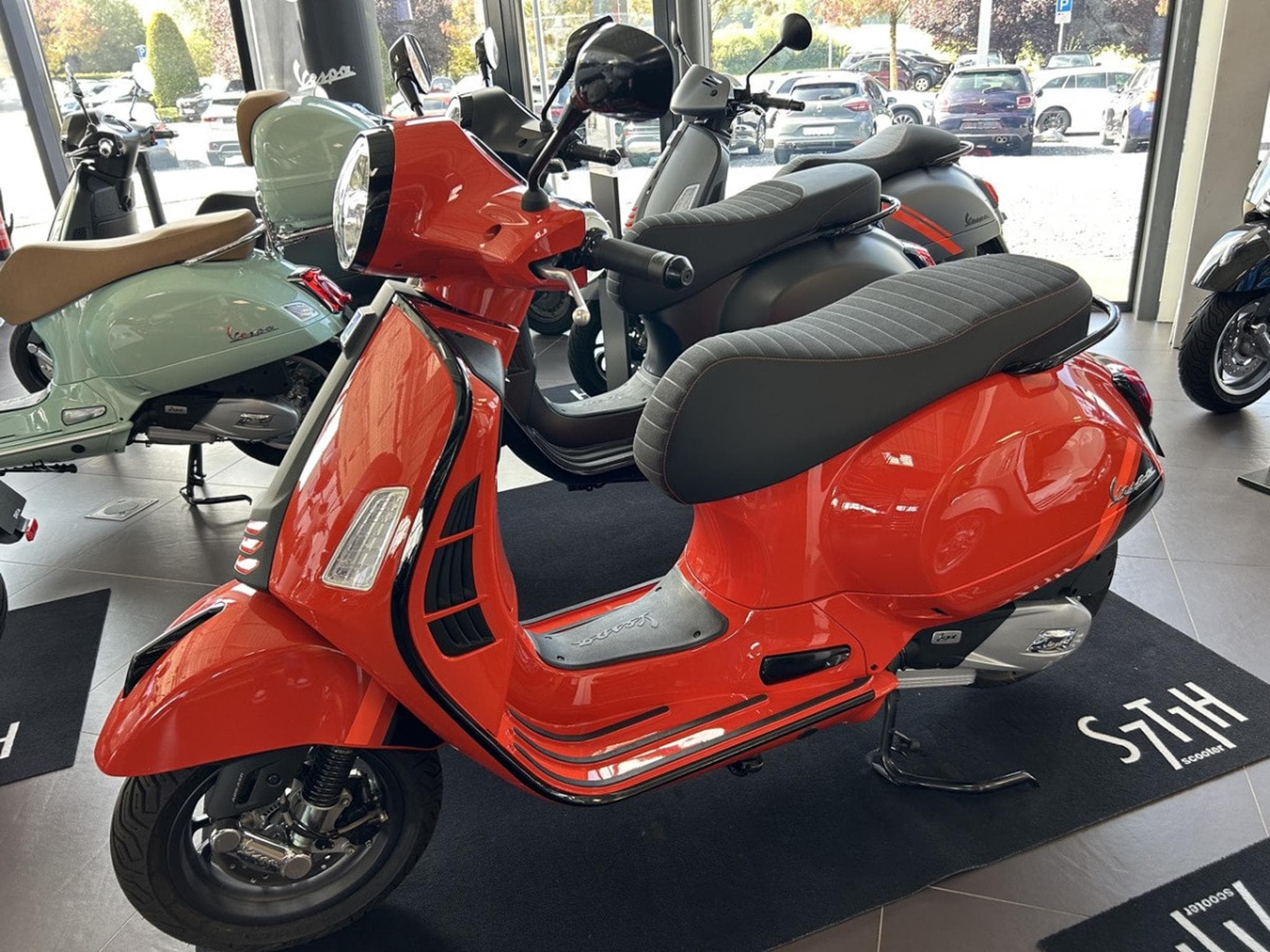 Vespa GTS Super Sport (2024) - Foto 7