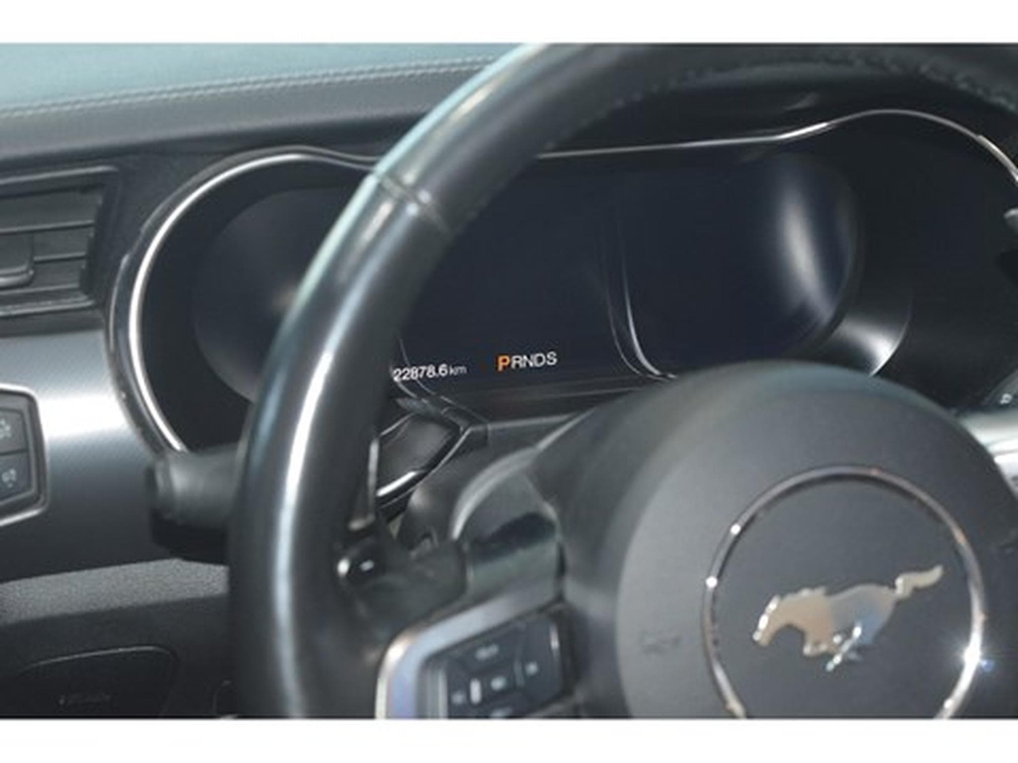 Ford Mustang GT 5.0i V8 449cv Auto CAB GAR 01/2027 (2020) - Foto 5