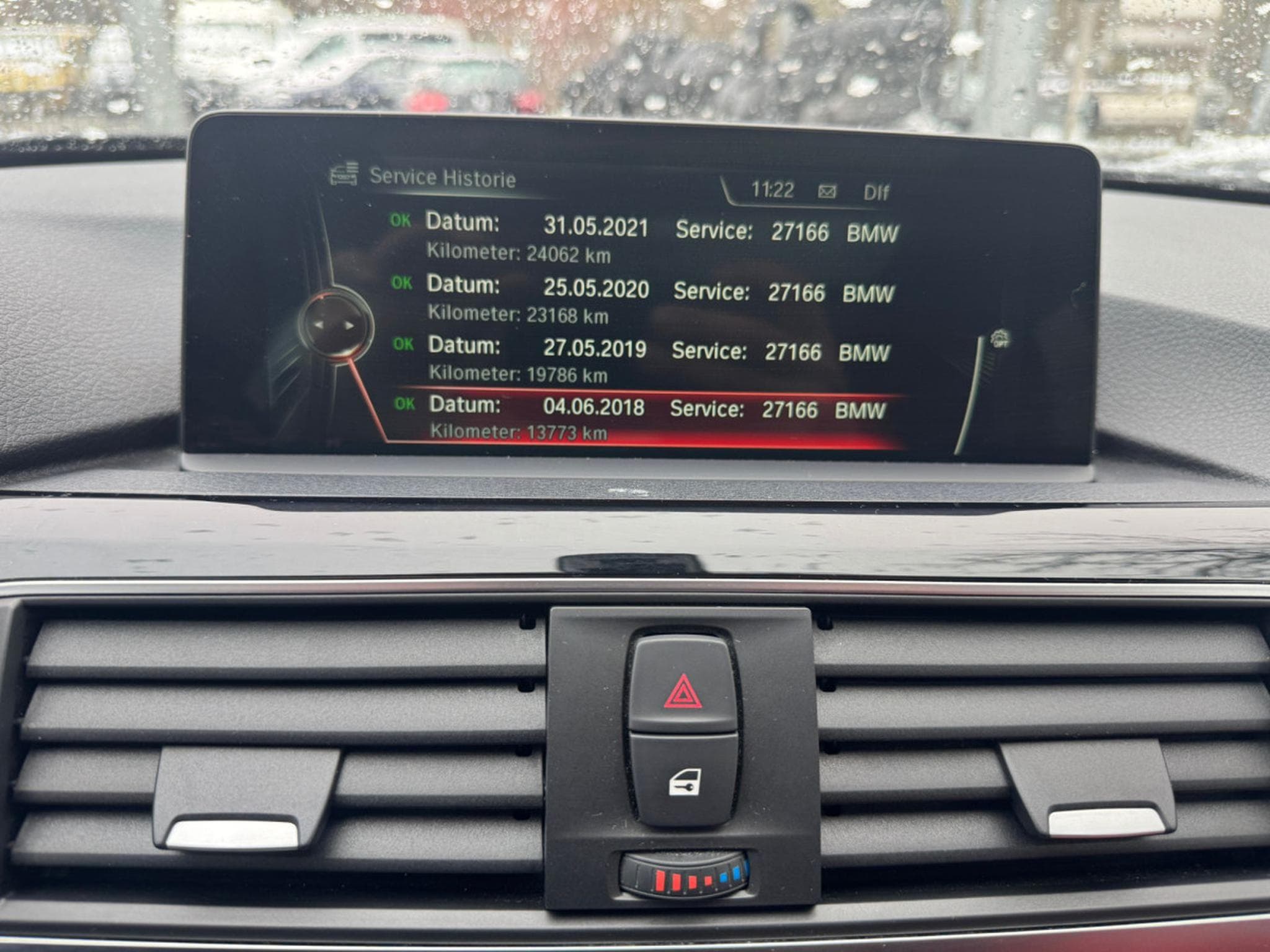 BMW 330 BMW 330 d Xdrive Sportline Panorama Head UP LED LEDER NAVI (2016) - Photo 15