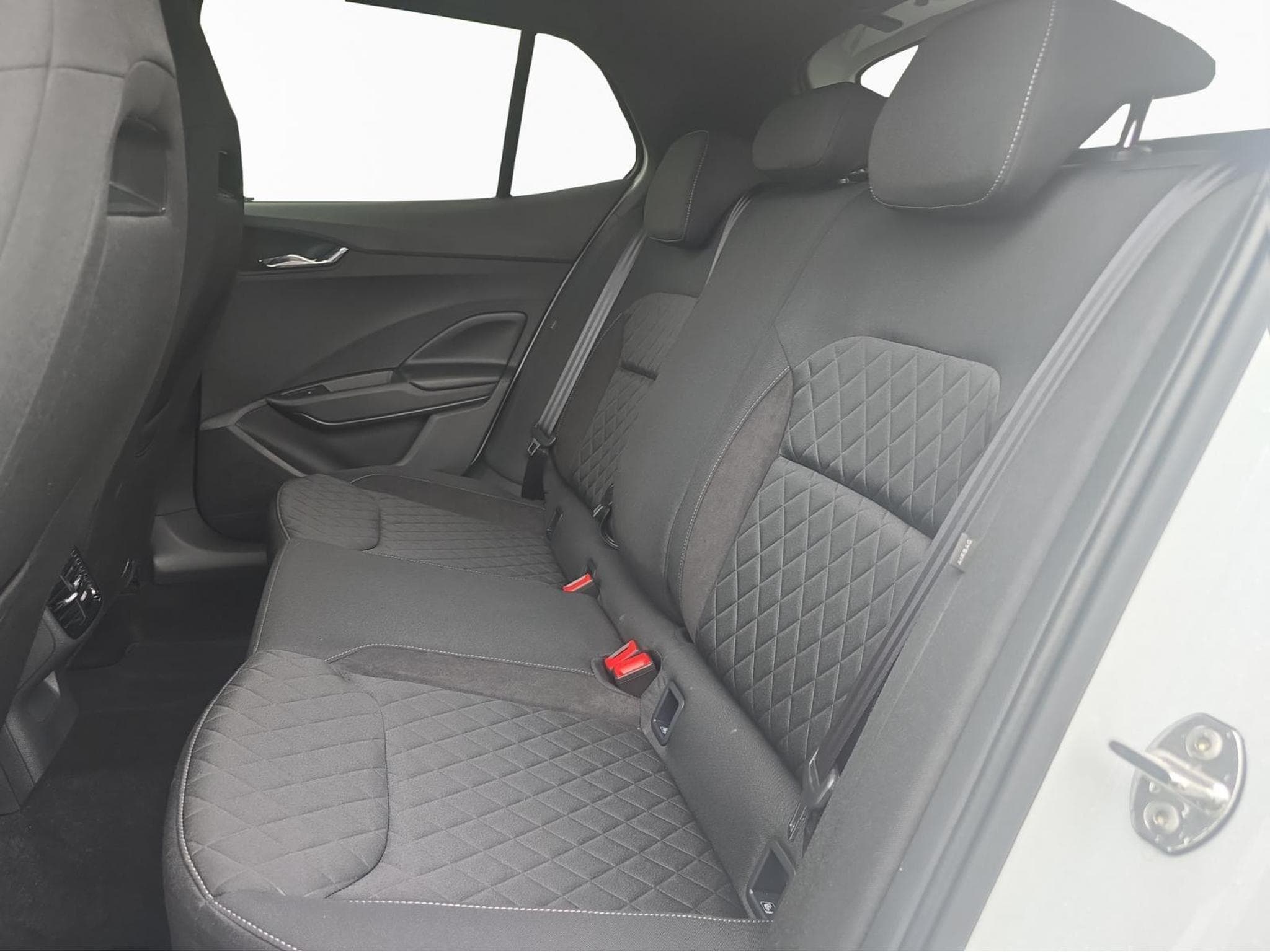 Skoda Fabia Monte Carlo (2025) - Photo 13