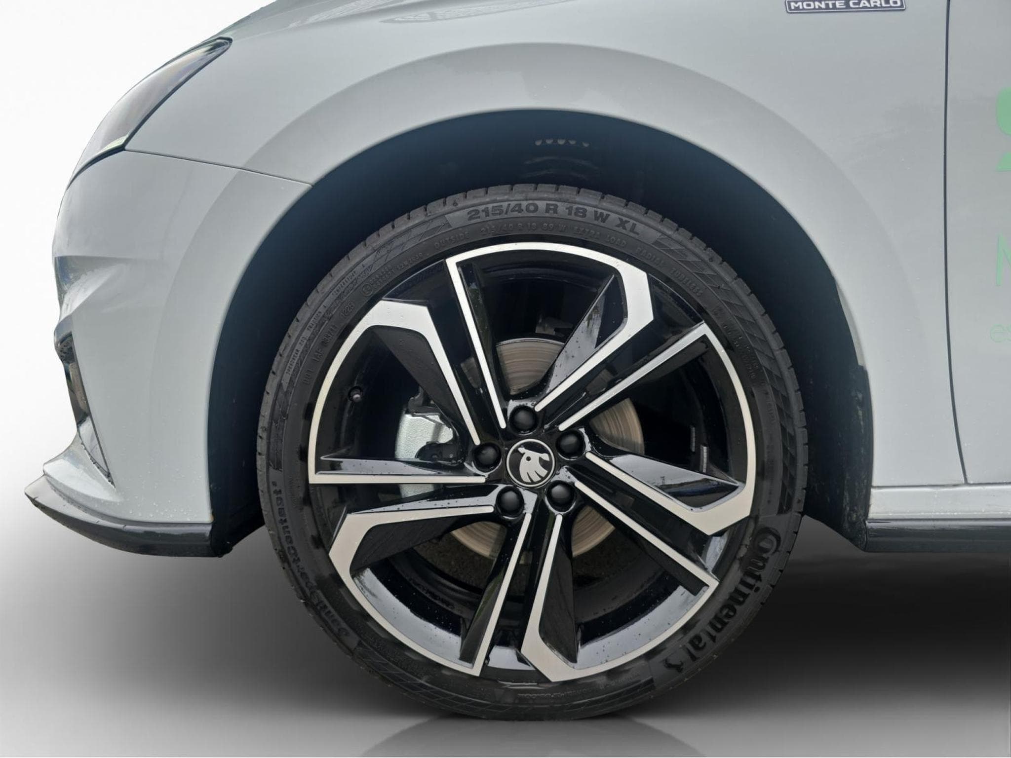 Skoda Fabia Monte Carlo (2025) - Photo 18