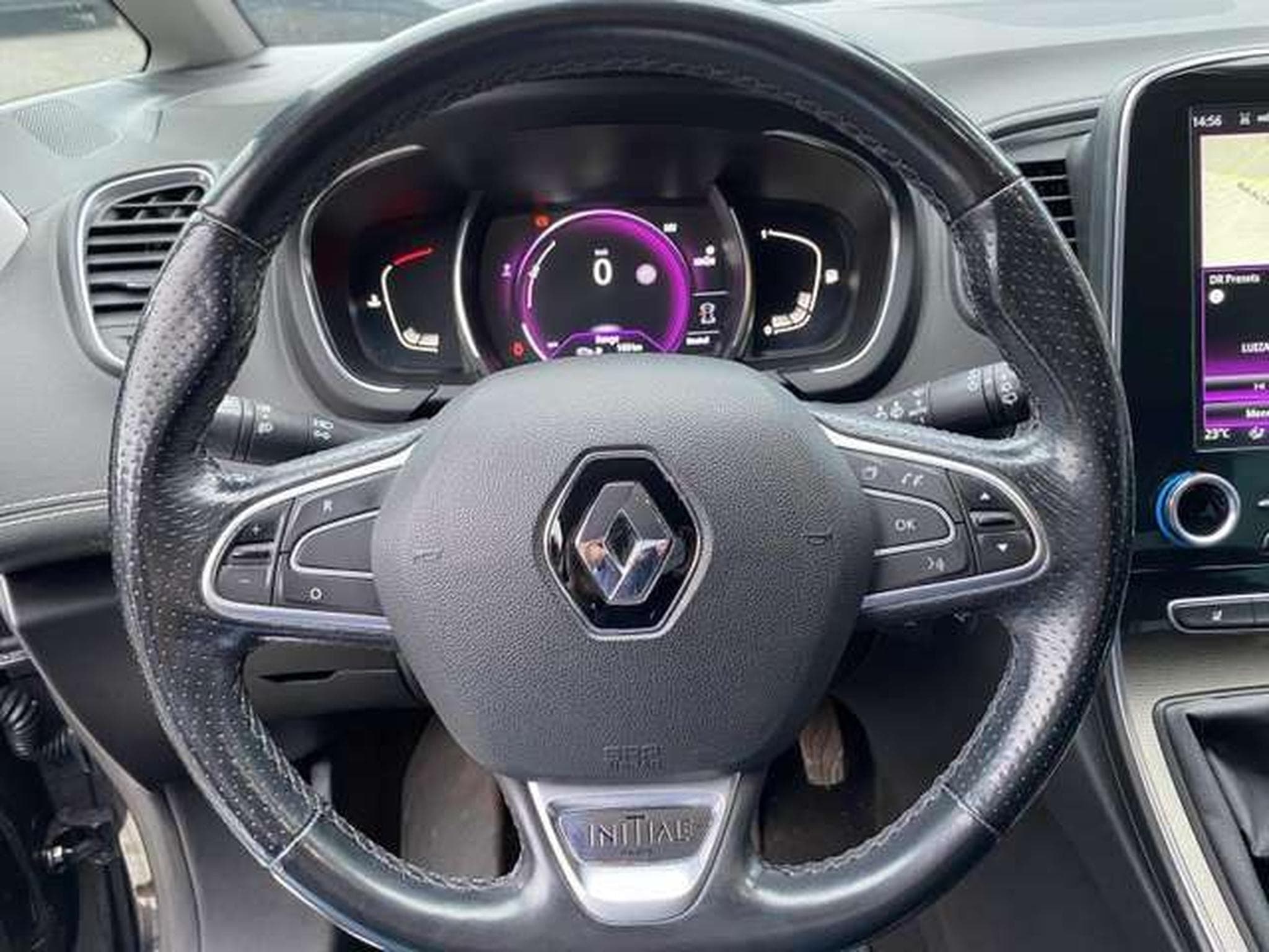 Renault Scenic 1.2 TCE INITALE - JUSQU'A 48 MOIS DE GARANTIE (2019) - Foto 10