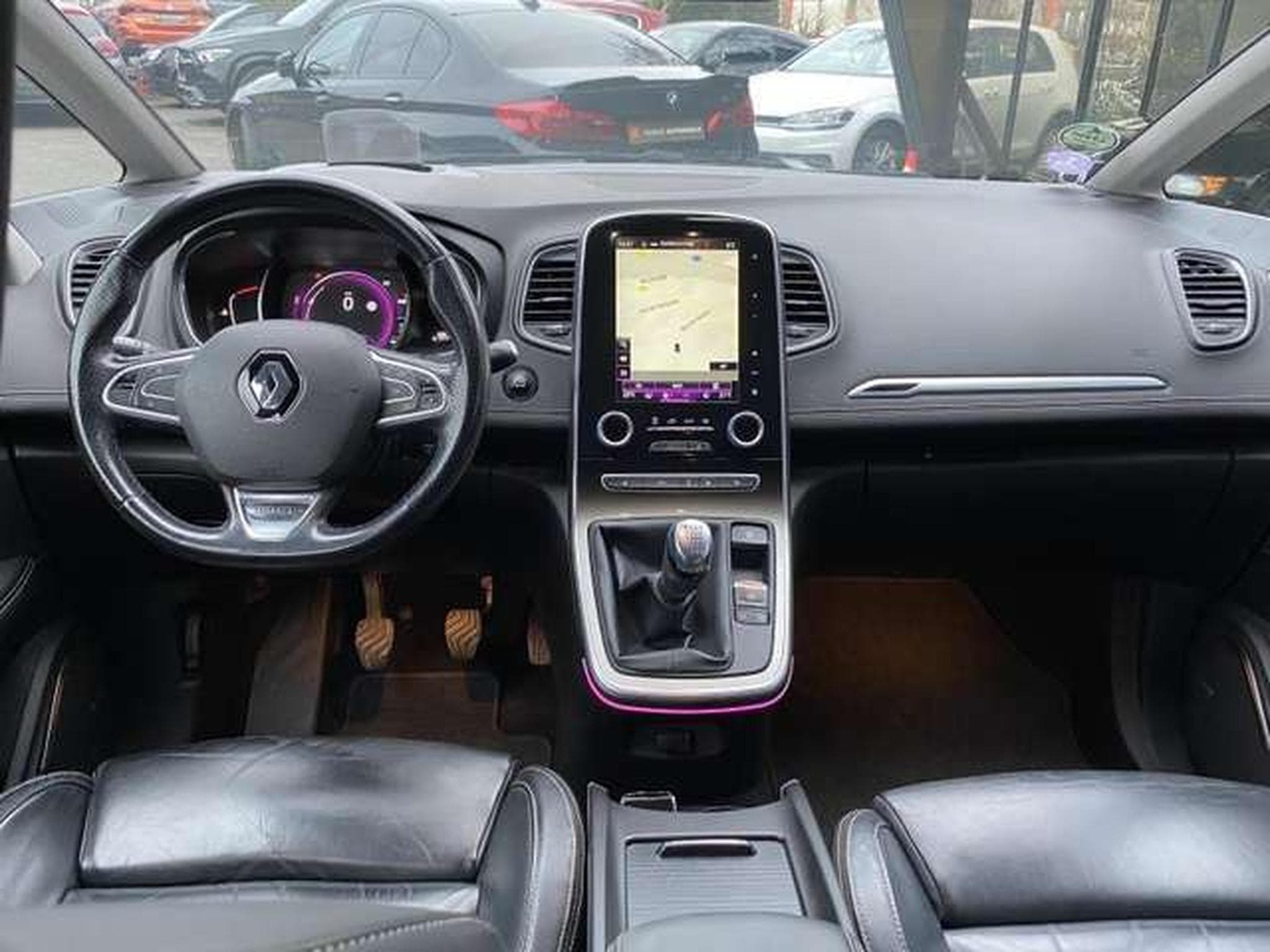 Renault Scenic 1.2 TCE INITALE - JUSQU'A 48 MOIS DE GARANTIE (2019) - Foto 17