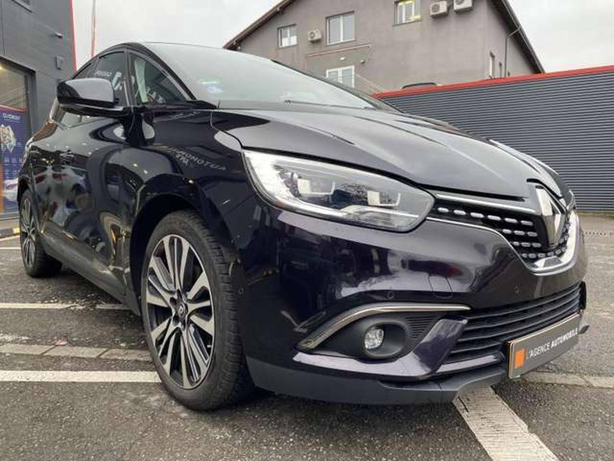 Renault Scenic 1.2 TCE INITALE - JUSQU'A 48 MOIS DE GARANTIE (2019) - Foto 4