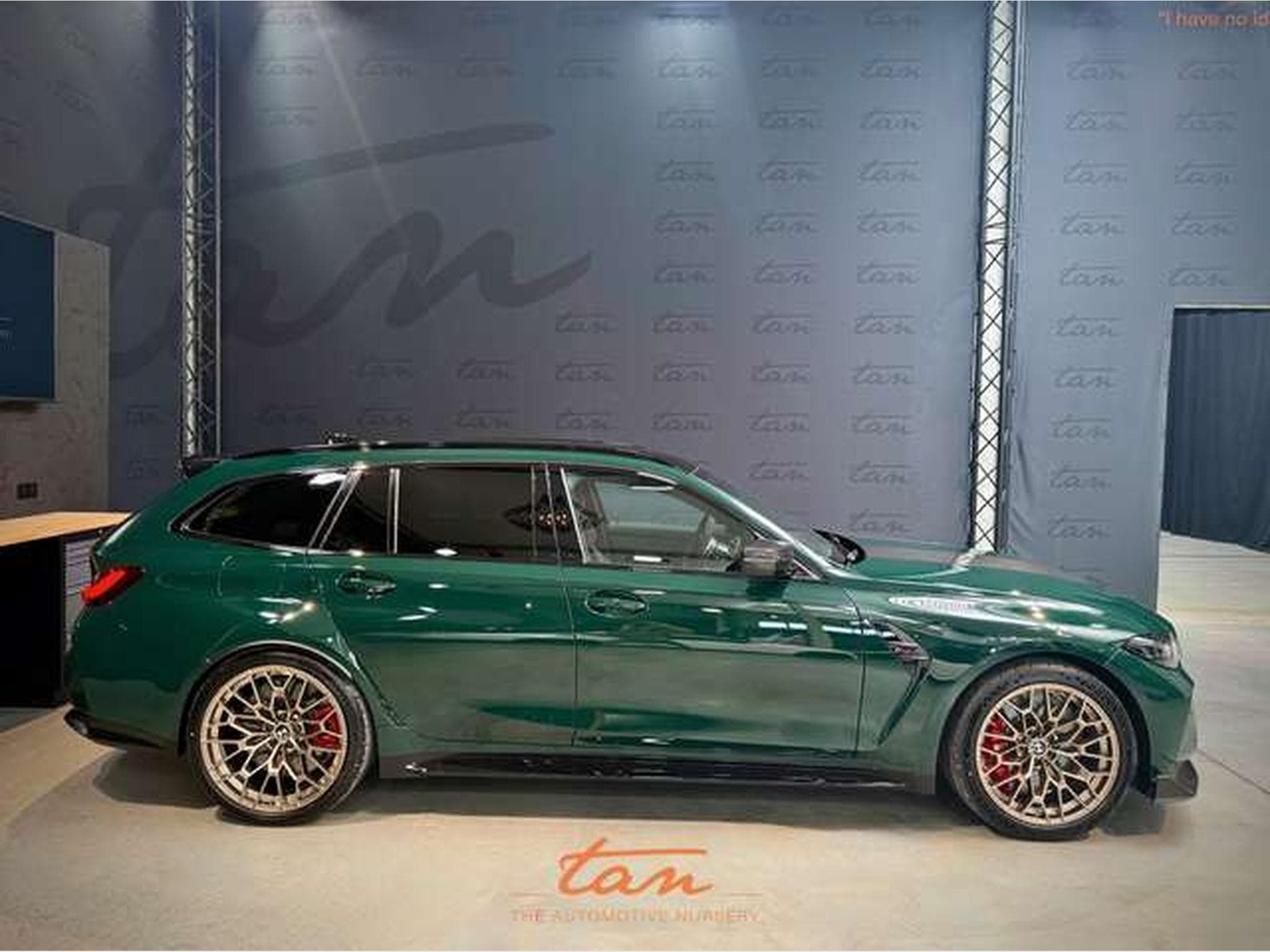 BMW M3 CS Touring Limited - Ceramic Brakes - UTILITAIRE (2025) - Photo 4