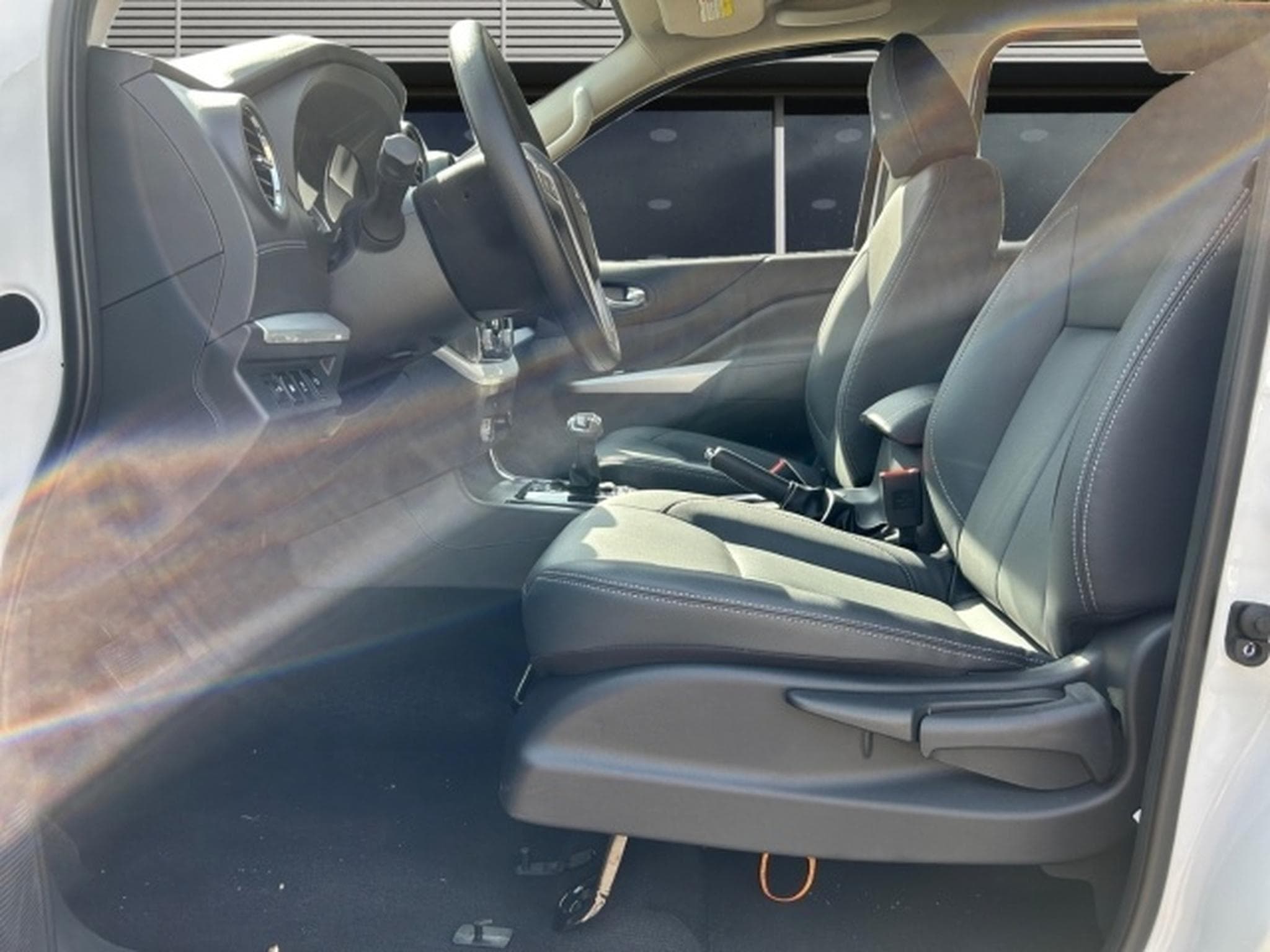 Nissan Navara DFM Rich6 15xLager 4x4 3t AHL Nissan Basis (2025) - Photo 9