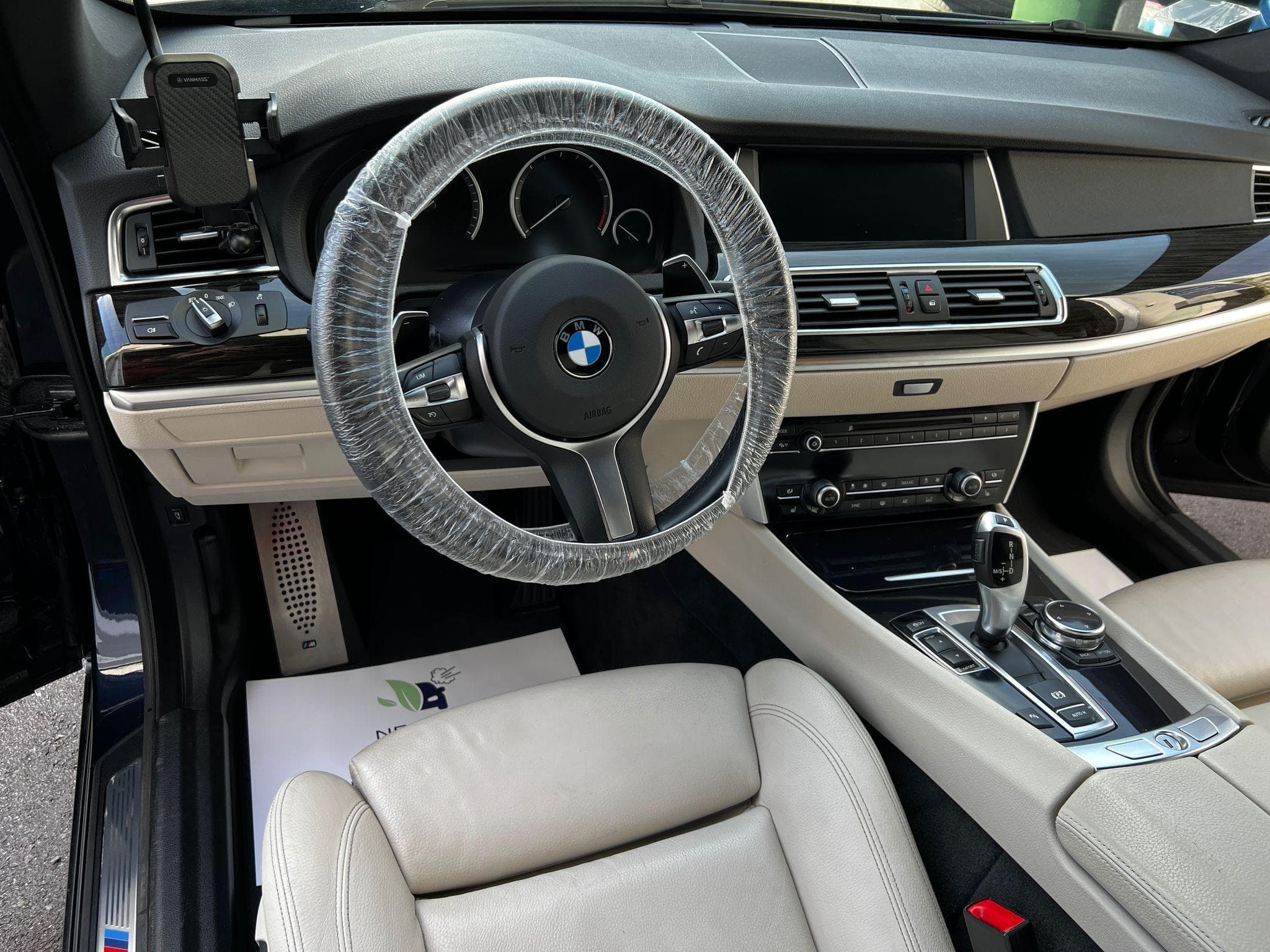 BMW 520 Gran Turismo M-Sportpaket/Pano/Kamera/Leder/Navi (2014) - Foto 4