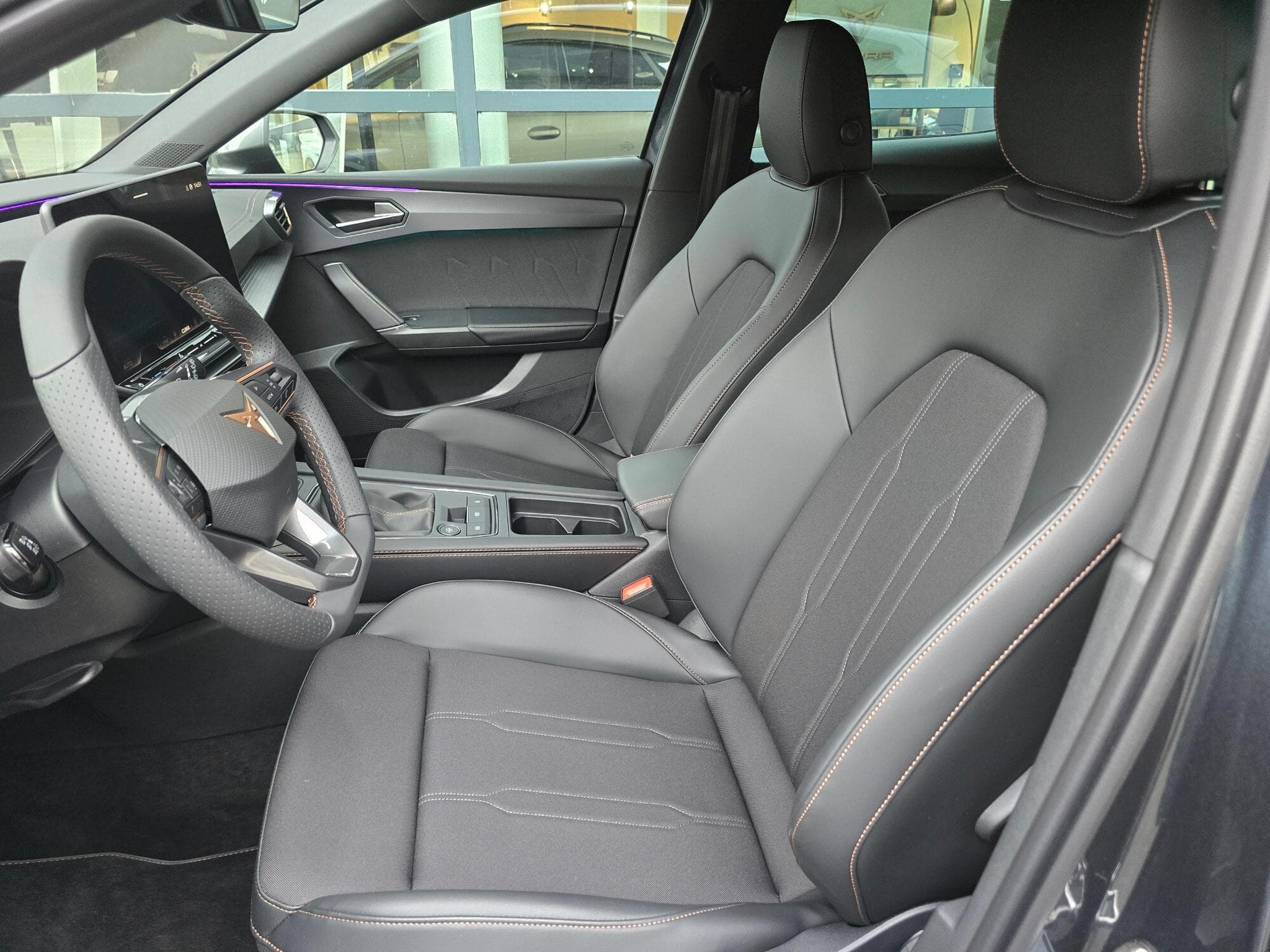 Cupra Leon 1.5 TSI 150cv BM (2024) - Photo 7