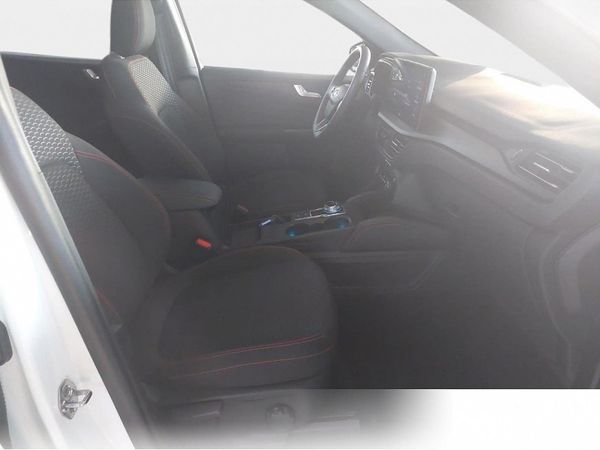 Ford Kuga (2026) - Photo 15