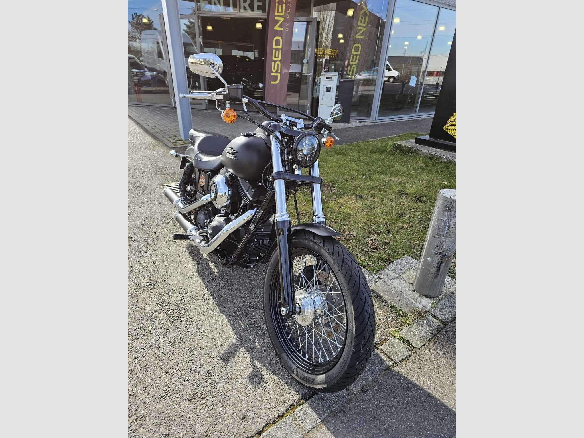 Harley-Davidson Dyna Street Bob 1690 CM3 103 CI (2016) - Foto 2