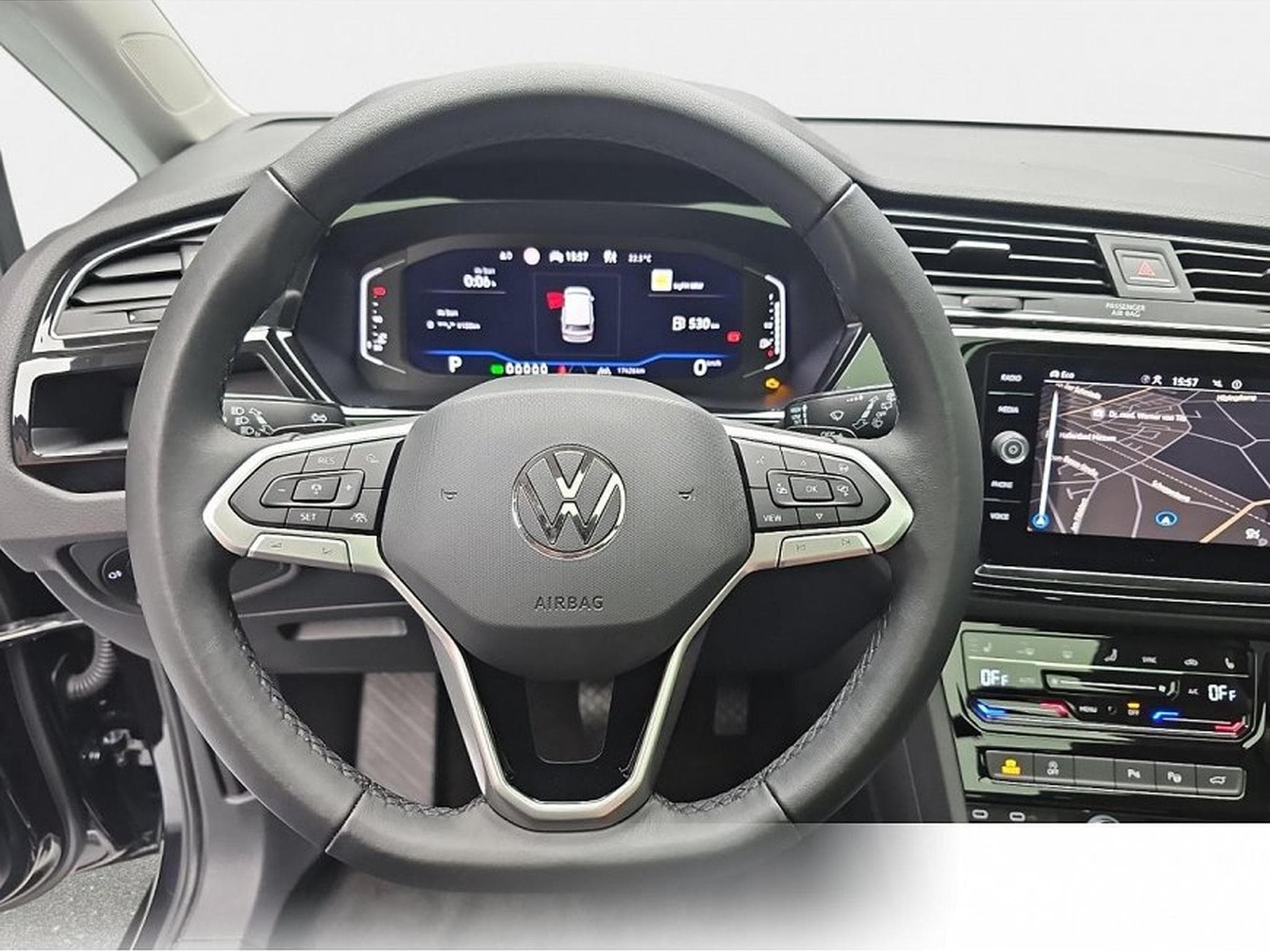 VW Touran (2026) - Foto 12