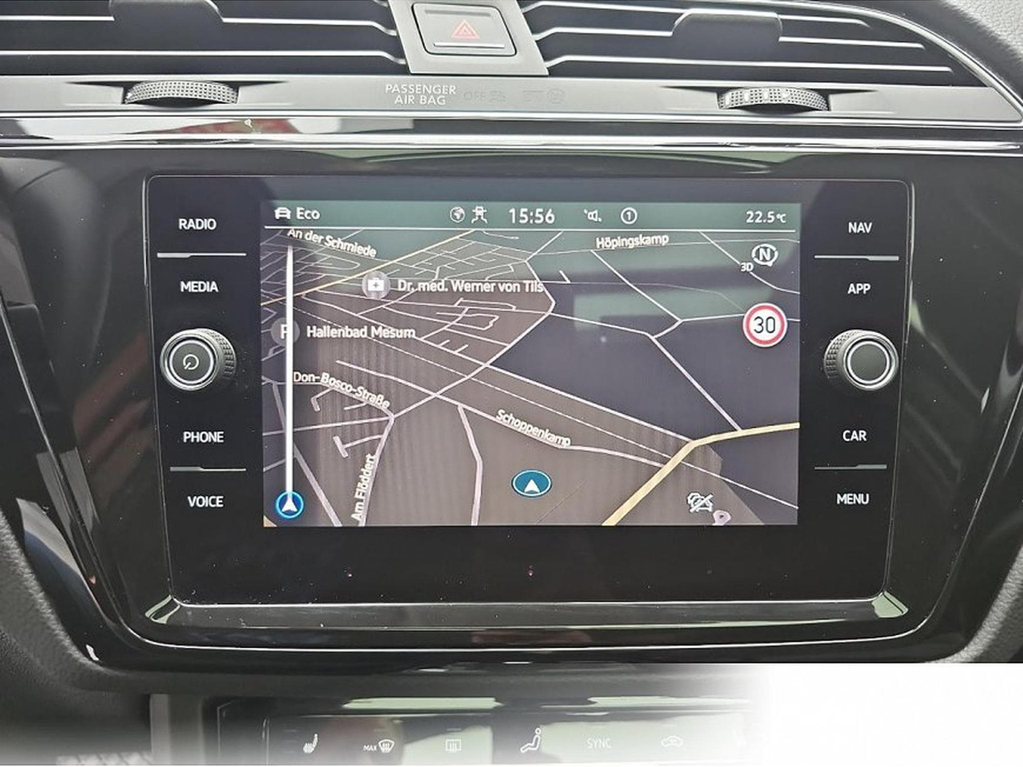 VW Touran (2026) - Foto 8