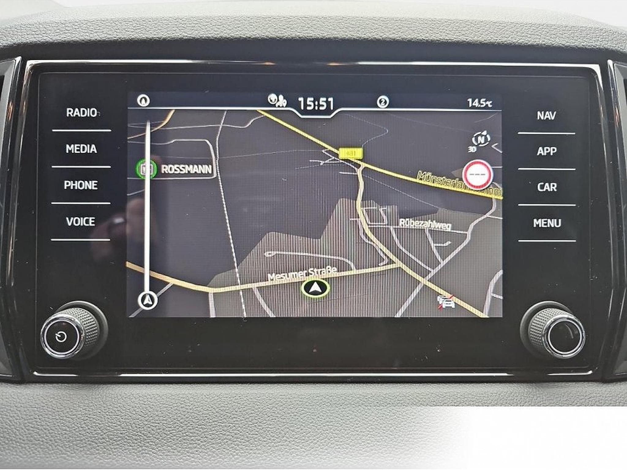 Skoda Karoq (2026) - Foto 8