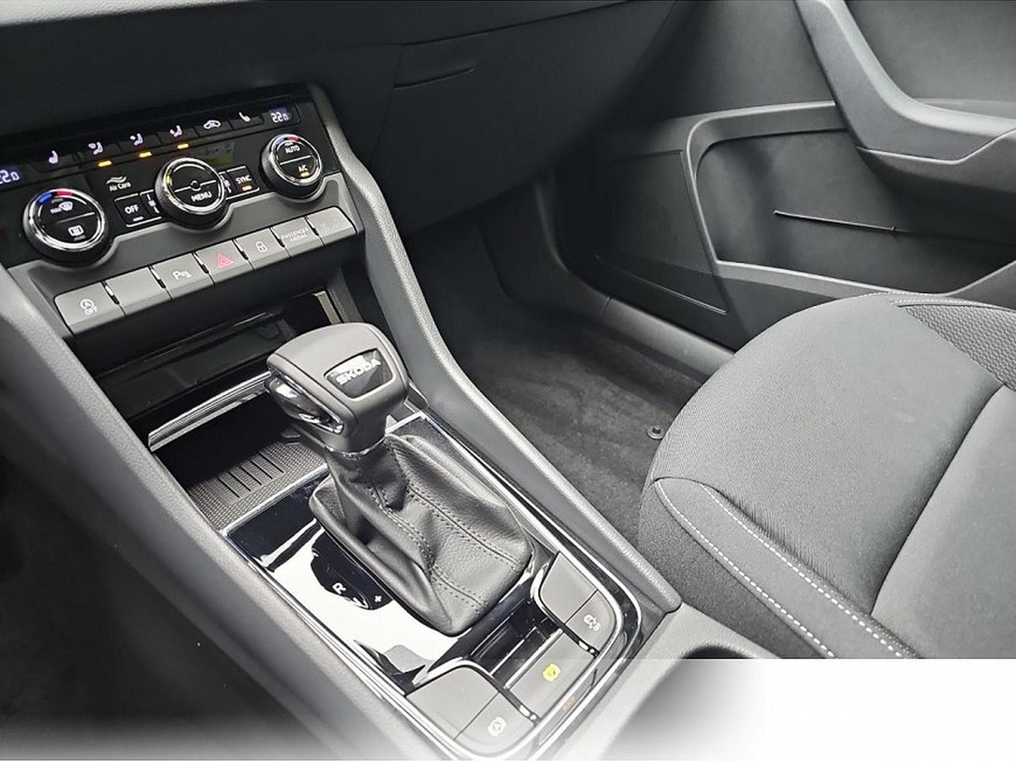 Skoda Karoq (2026) - Foto 11