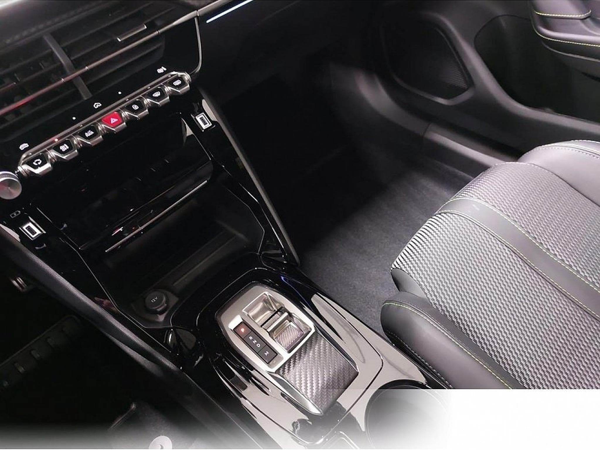 Peugeot 2008 (2026) - Photo 11