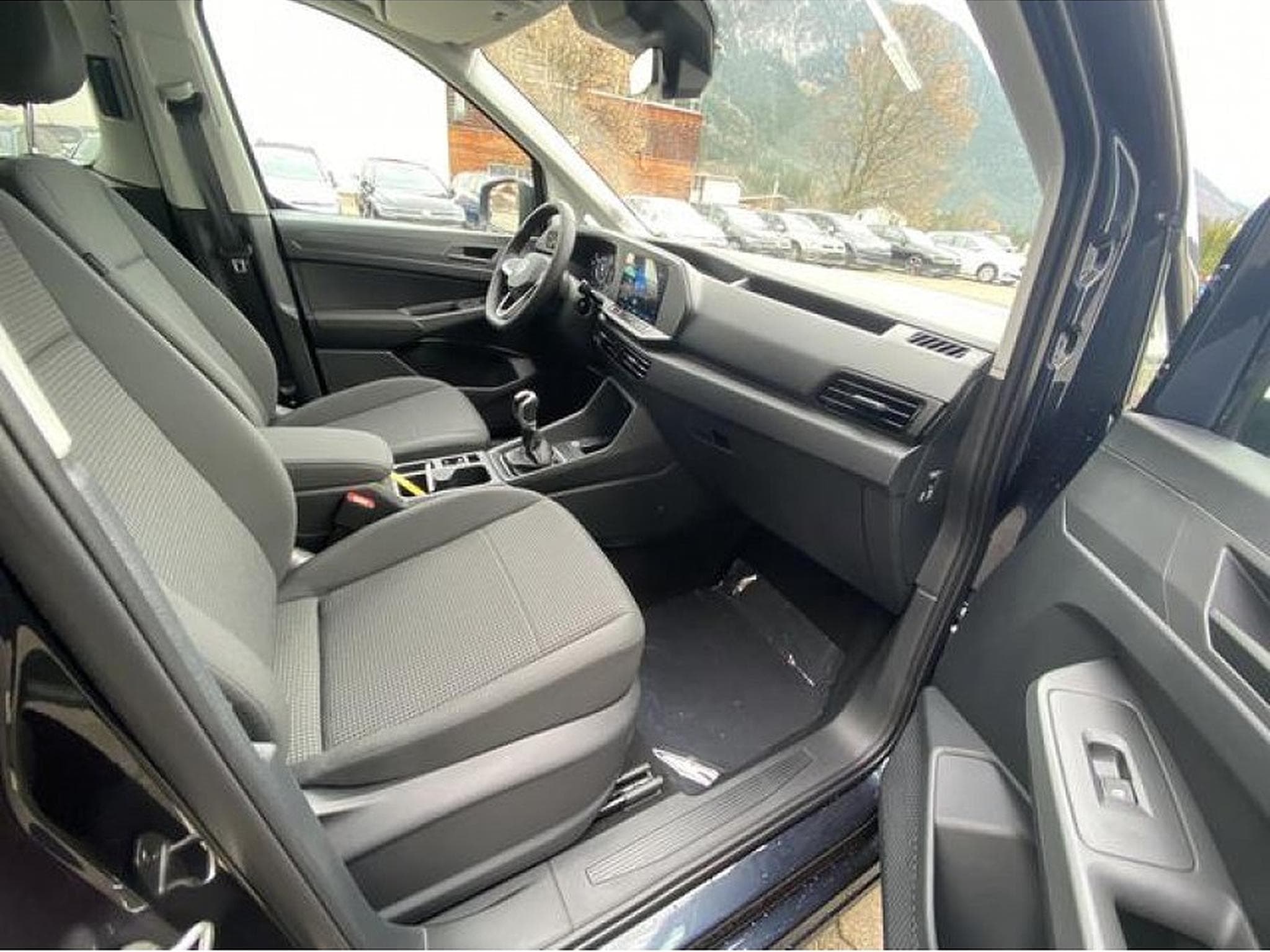 VW Caddy (2026) - Foto 9