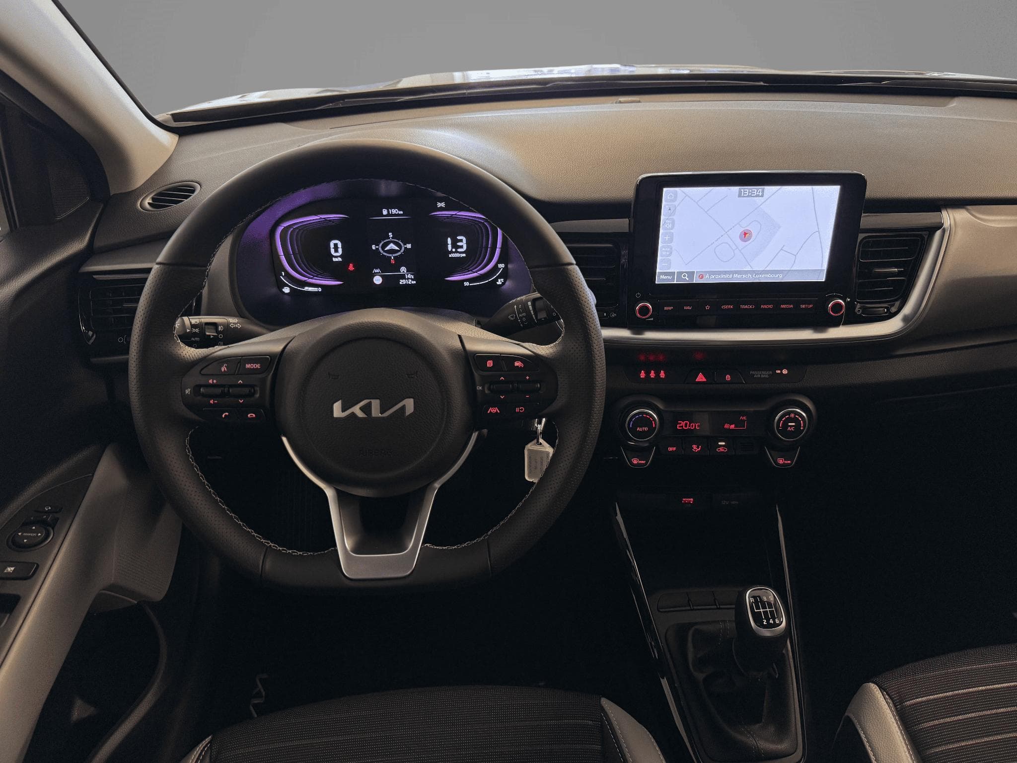 Kia Stonic Inspire Plus 1.0T ISG (2024) - Foto 9