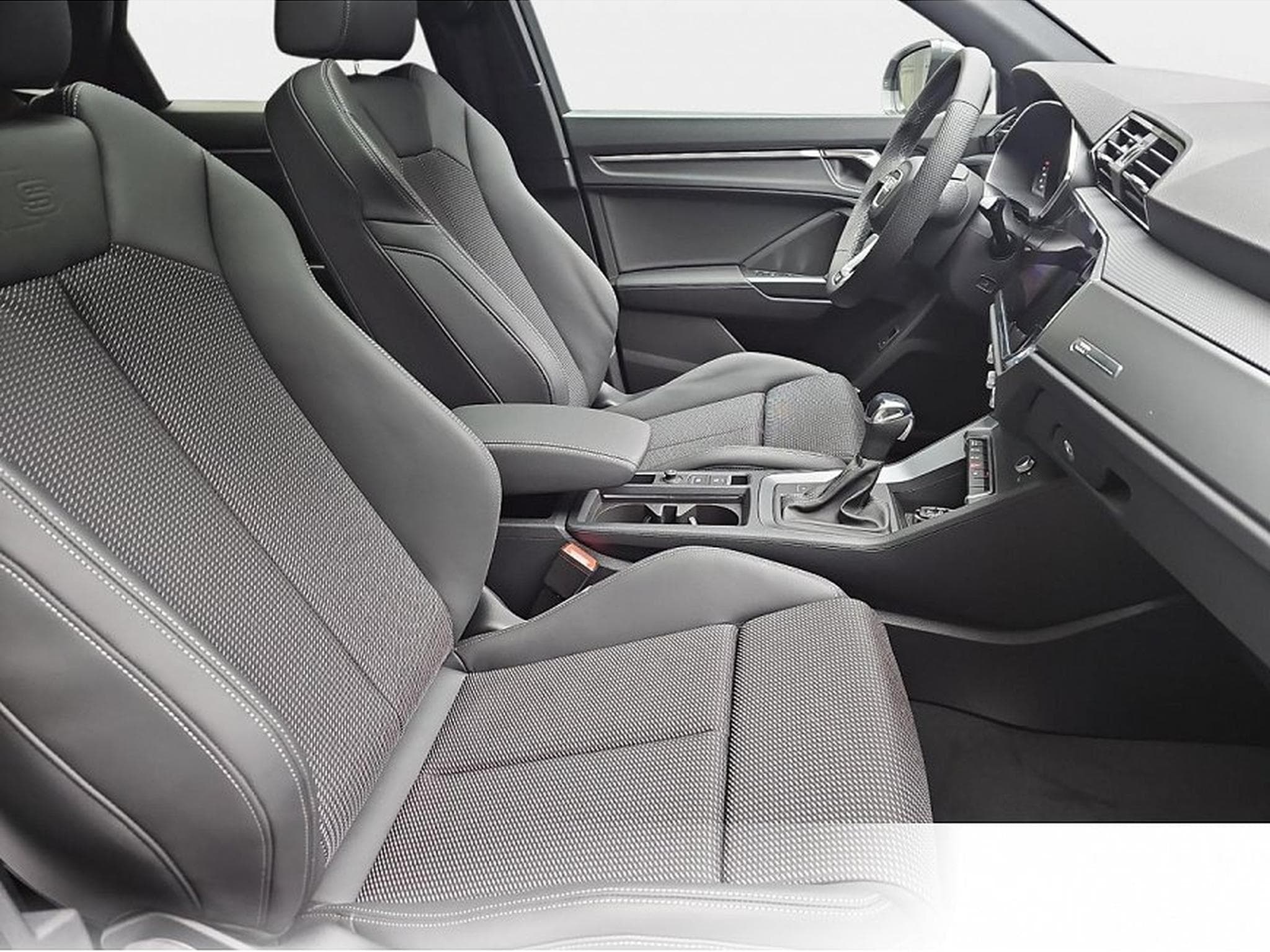 Audi Q3 (2026) - Foto 15