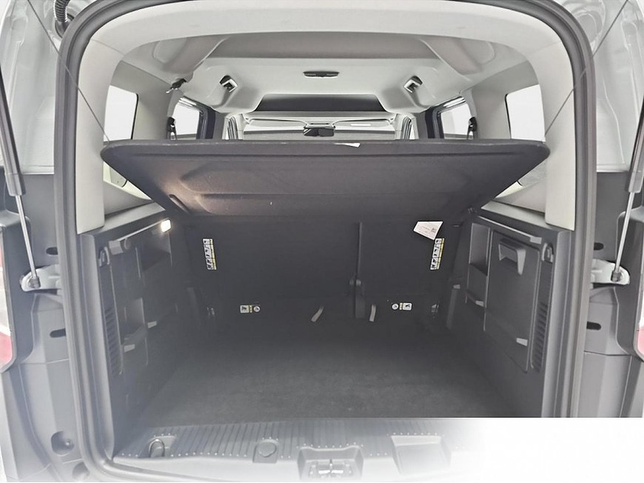 Ford Tourneo (2026) - Foto 13