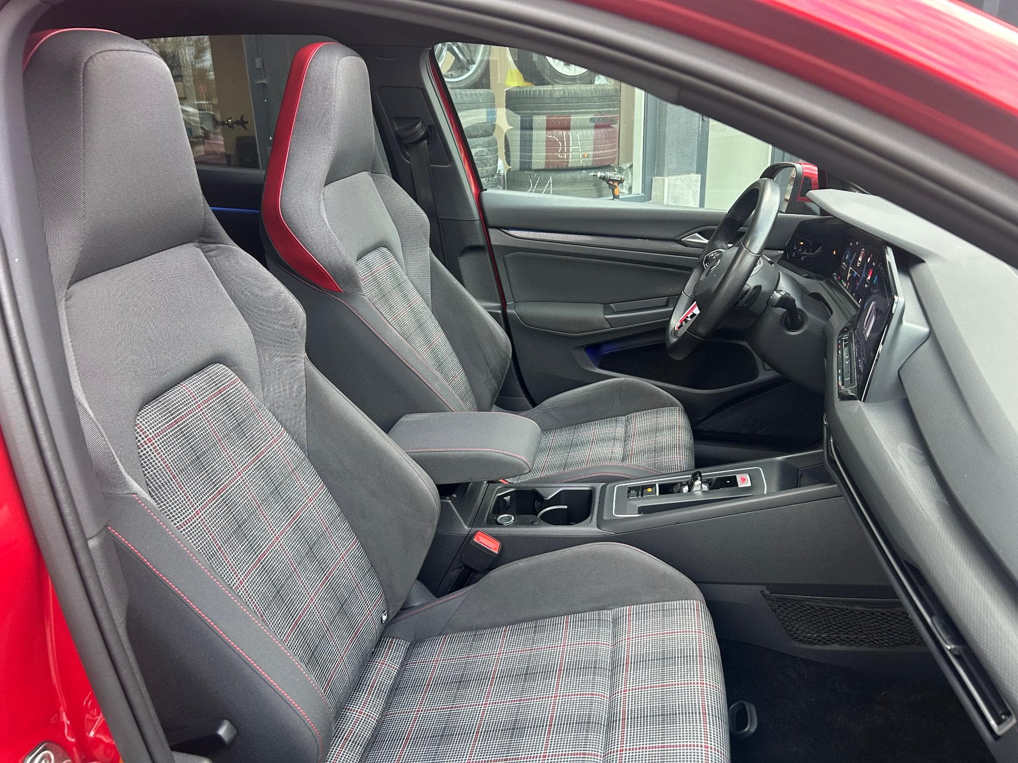 VW Golf GOLF 8 2.0 GTI DSG TOIT OUVRANT (2021) - Foto 5