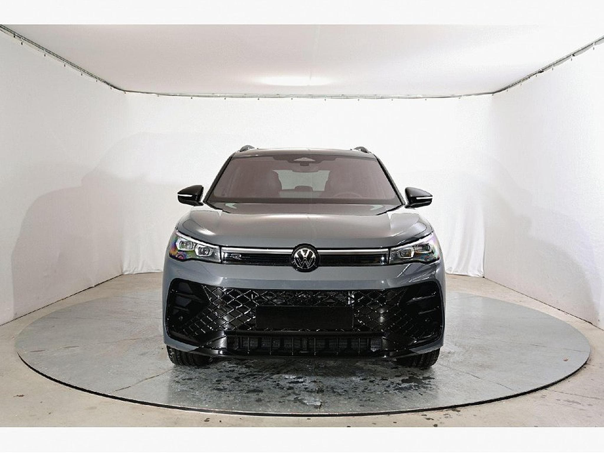 VW Tiguan (2023) - Foto 8