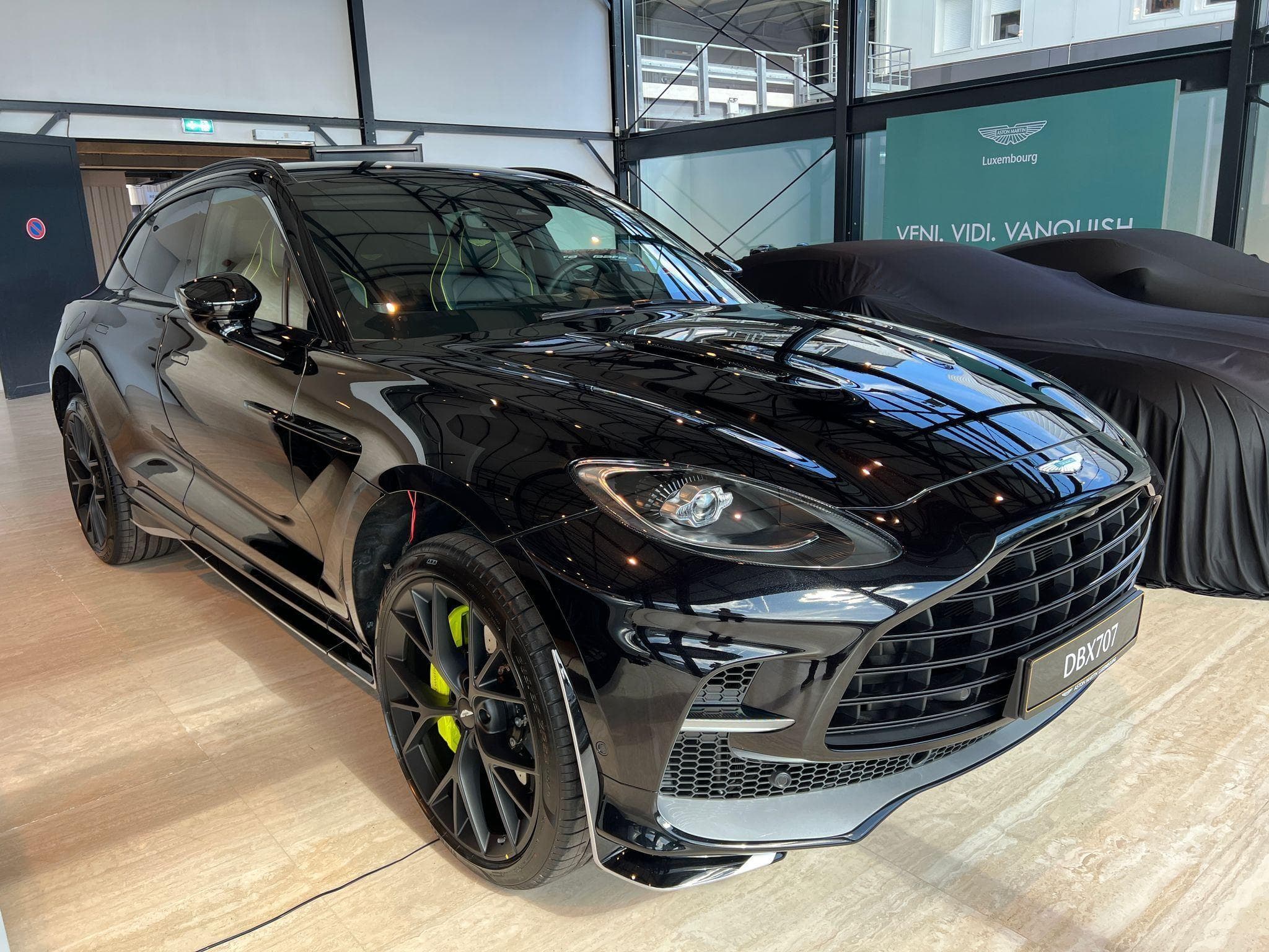 Aston-Martin DBX 4.0l 707cv AMR EDITION (2025) - Foto 1