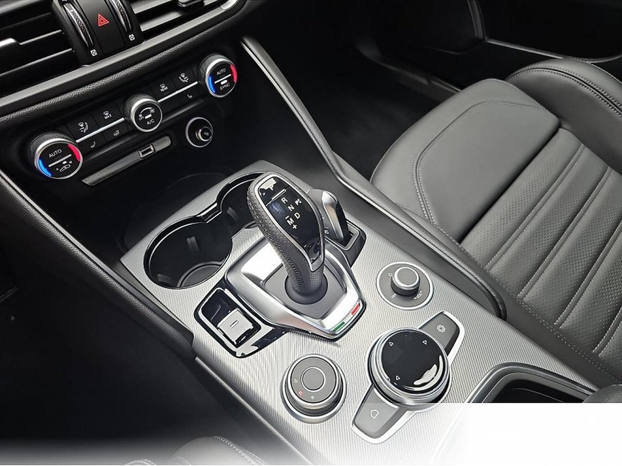 Alfa-Romeo Giulia (2026) - Photo 11