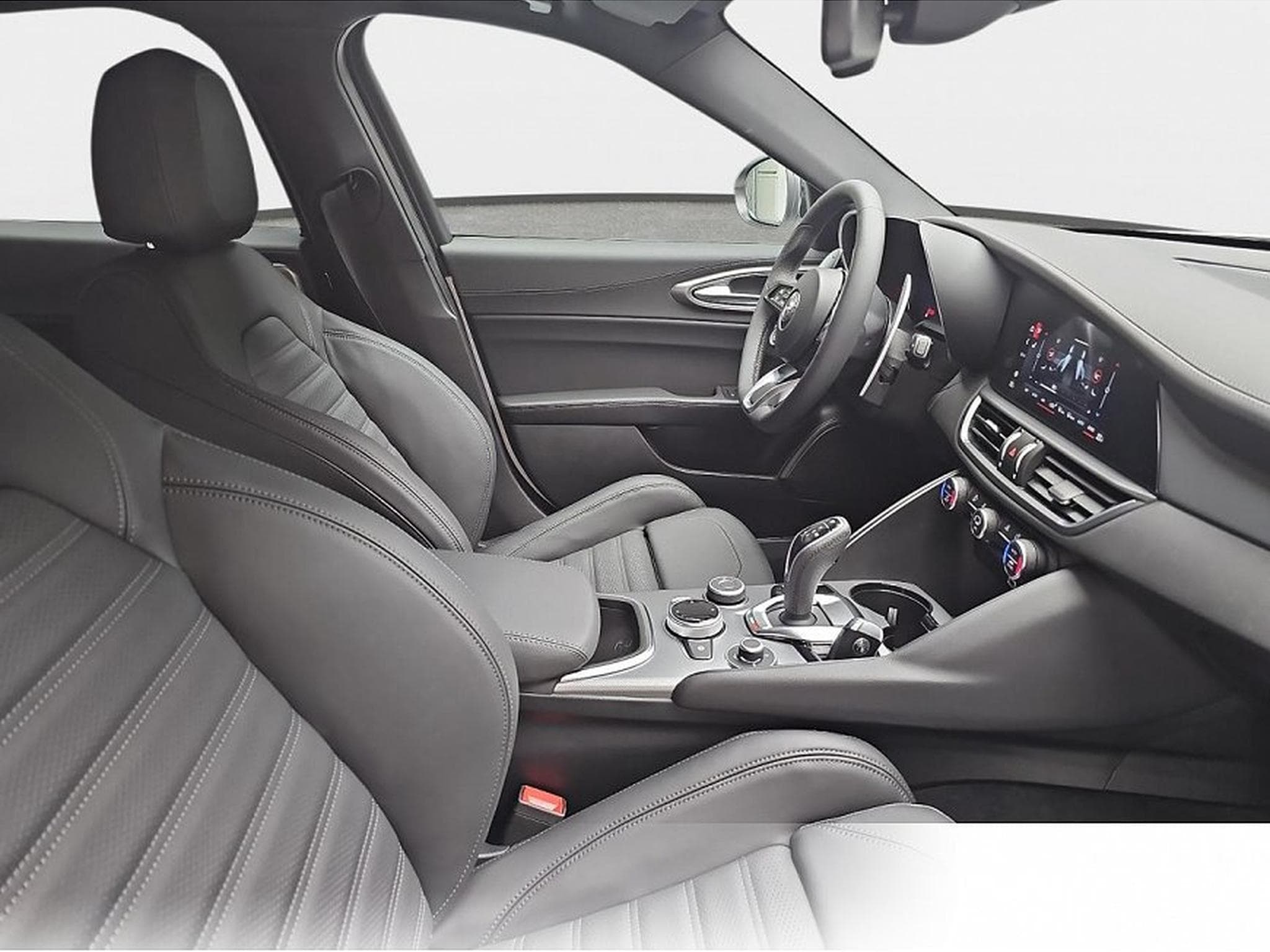 Alfa-Romeo Giulia (2026) - Photo 15