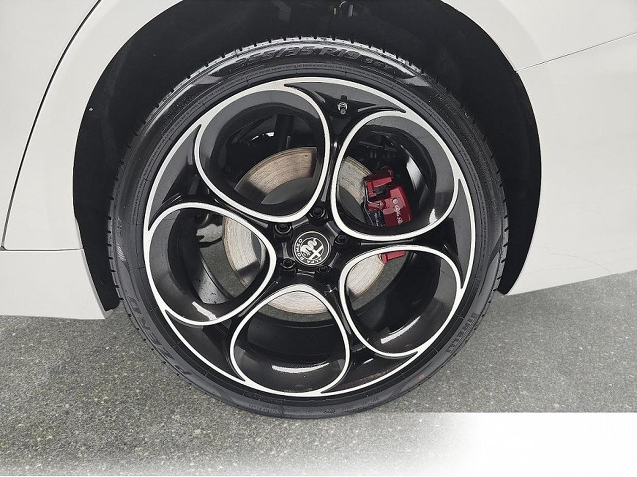 Alfa-Romeo Giulia (2026) - Photo 5