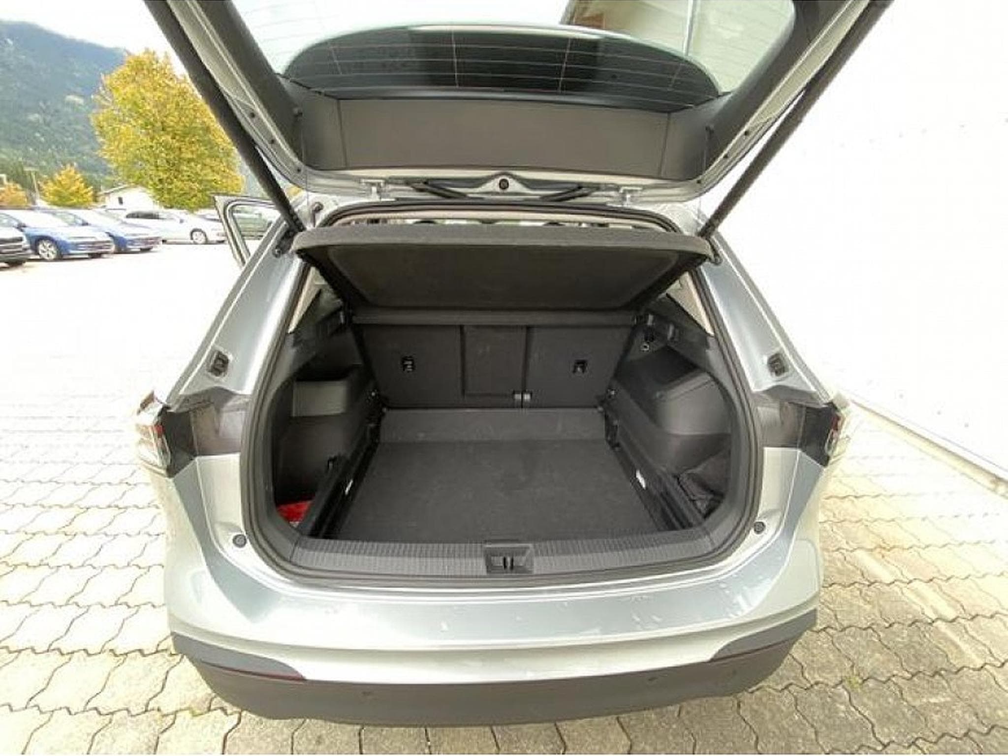 VW Tiguan (2025) - Photo 9