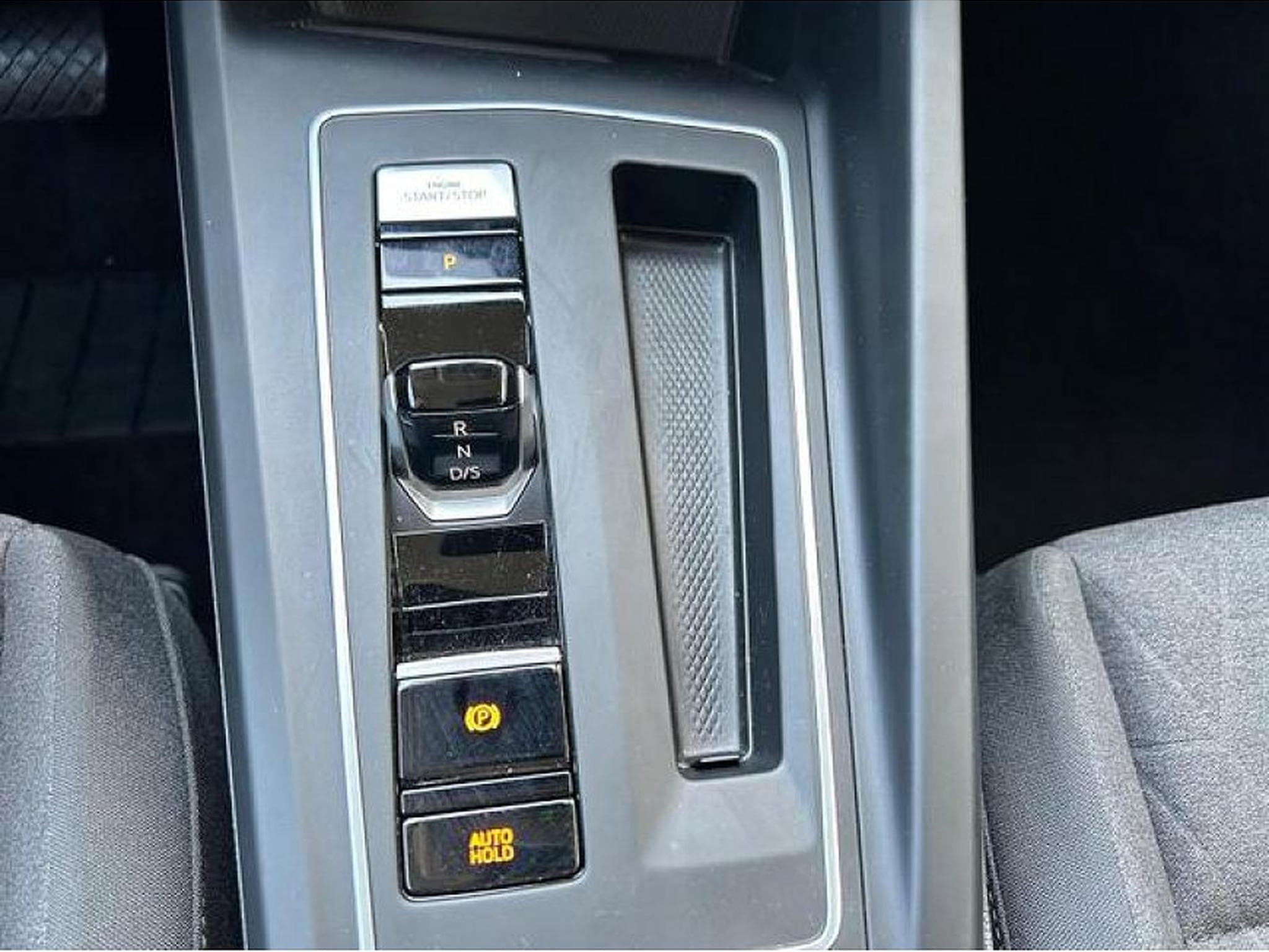 VW Golf (2025) - Foto 14