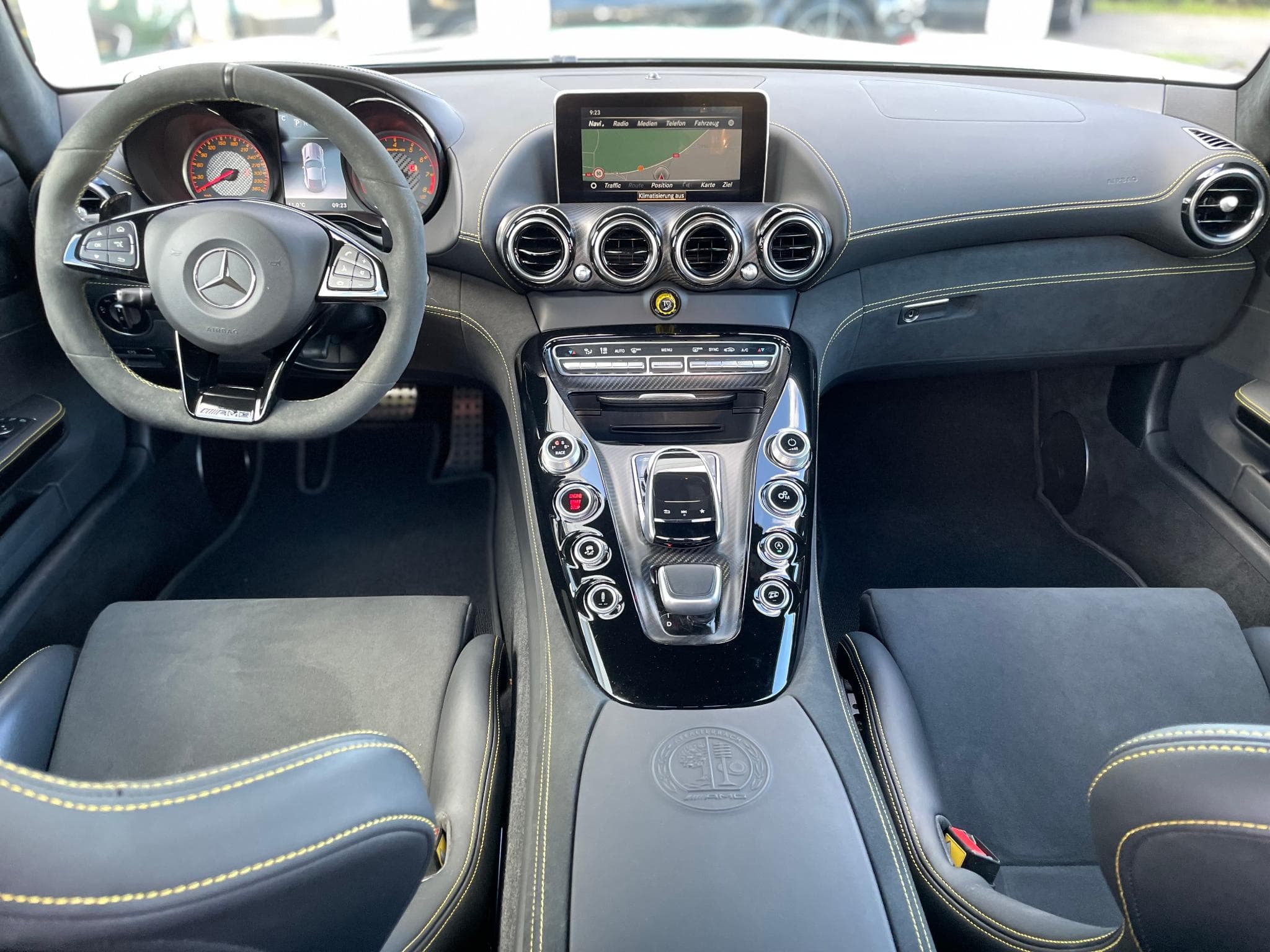 Mercedes AMG GT R 4.0i V8 Biturbo 585 Carbone (2018) - Foto 12