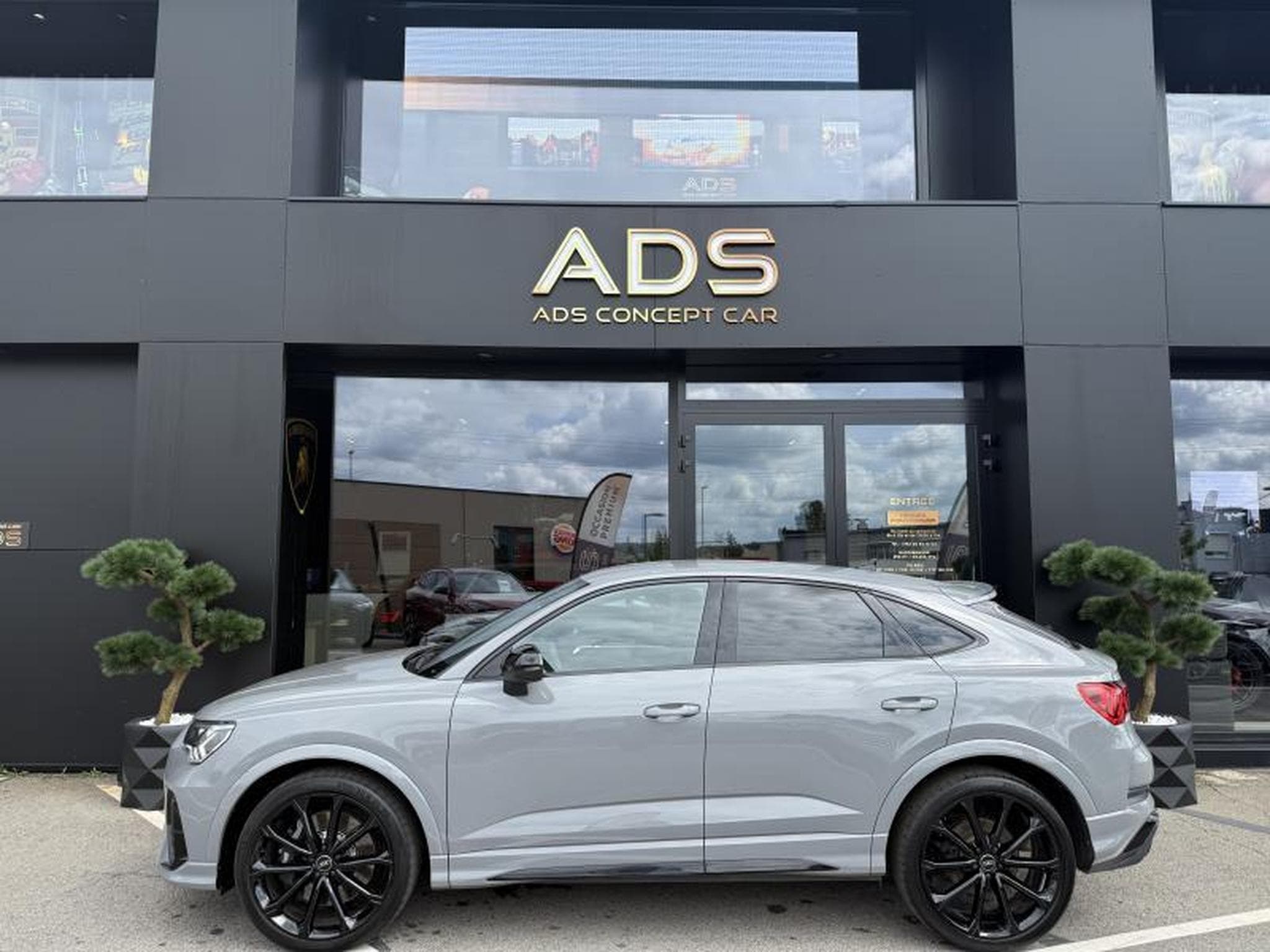 Audi RSQ3 Sportback Quattro 2.5L 400cv (2022) - Photo 2