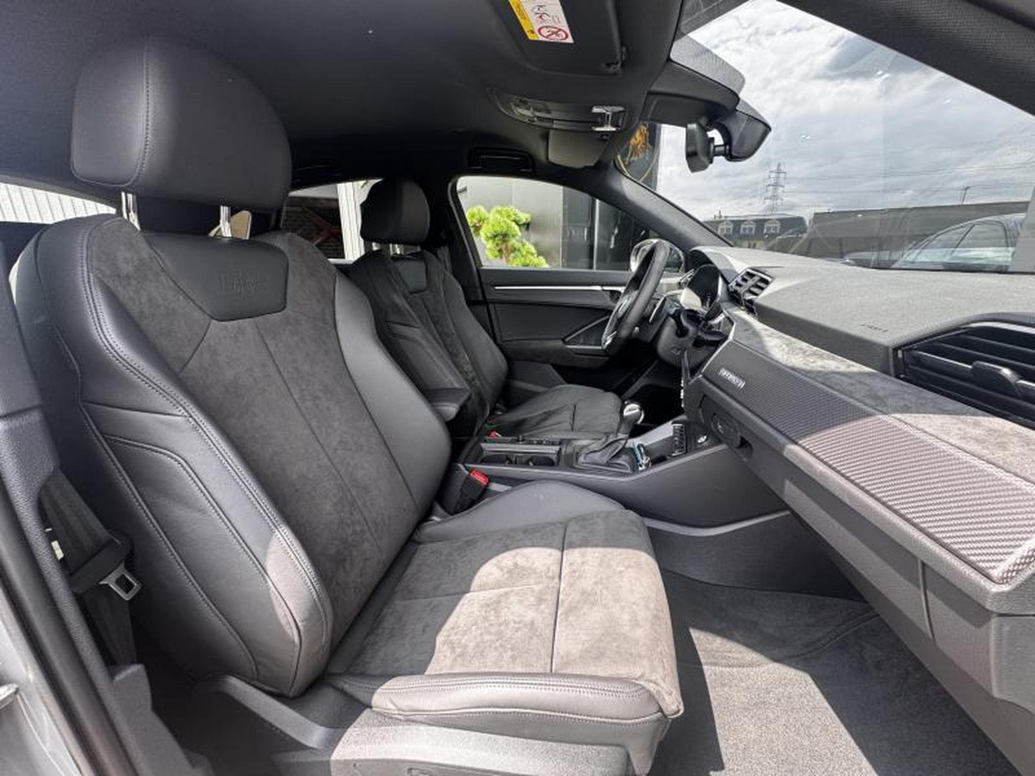 Audi RSQ3 Sportback Quattro 2.5L 400cv (2022) - Photo 7