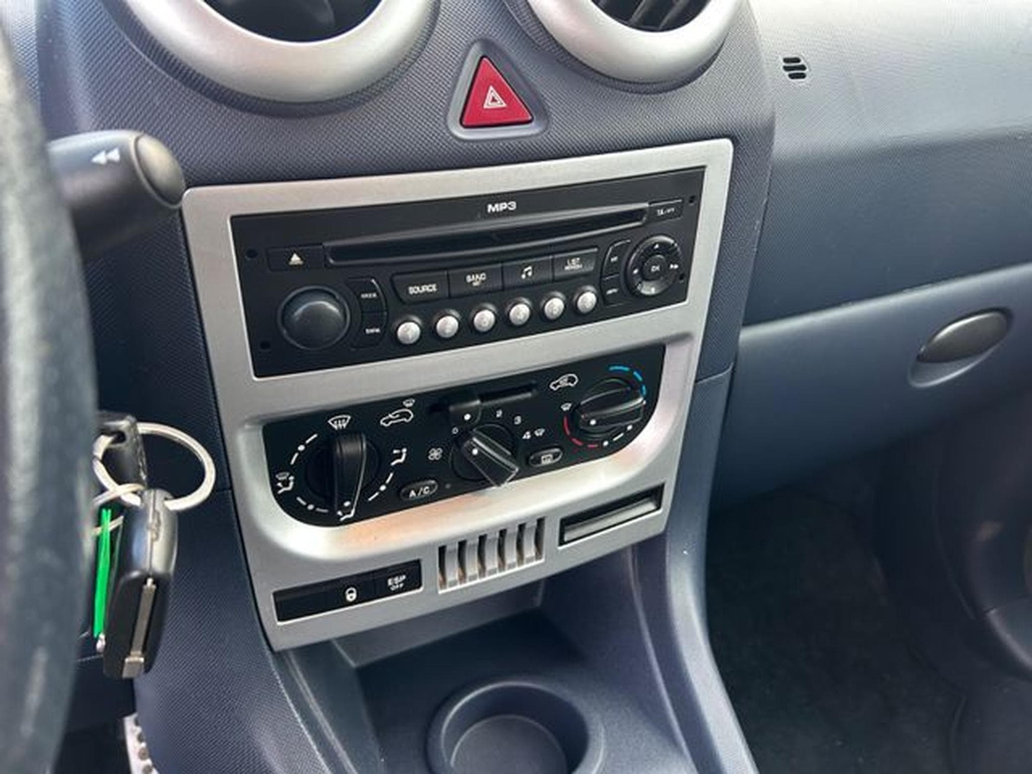 Peugeot 1007 1007 Sport *1.6*TÜV 12/26*Zahnriemen Neu* (2009) - Foto 12