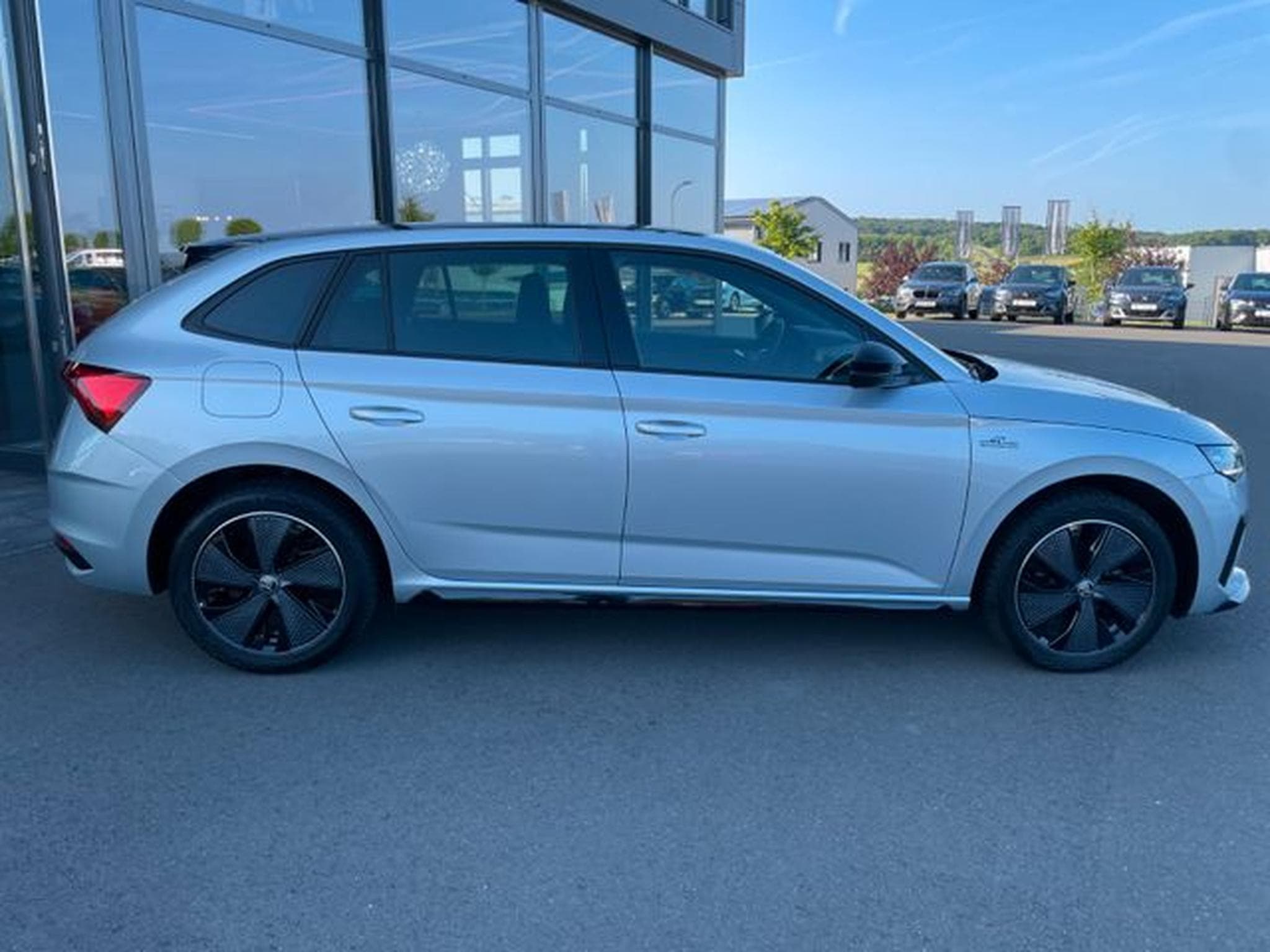 Skoda Scala Scala Monte Carlo DSG Pano NaviMatrix Key Kamera (2024) - Photo 4