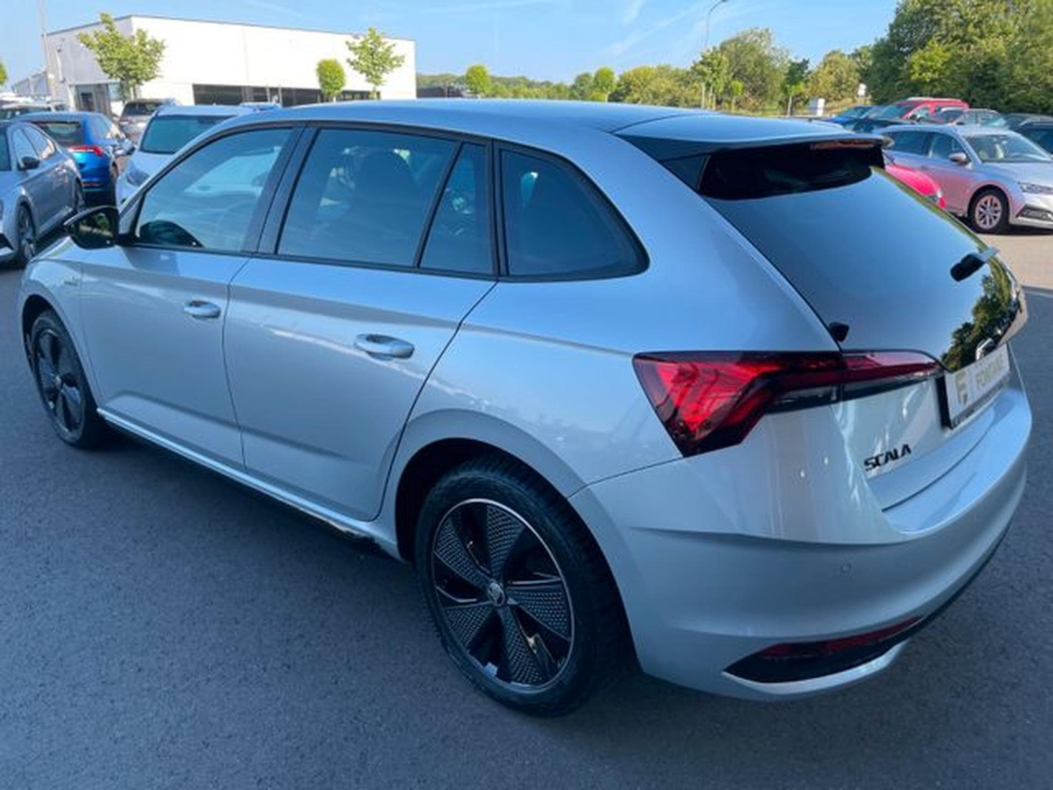 Skoda Scala Scala Monte Carlo DSG Pano NaviMatrix Key Kamera (2024) - Photo 7