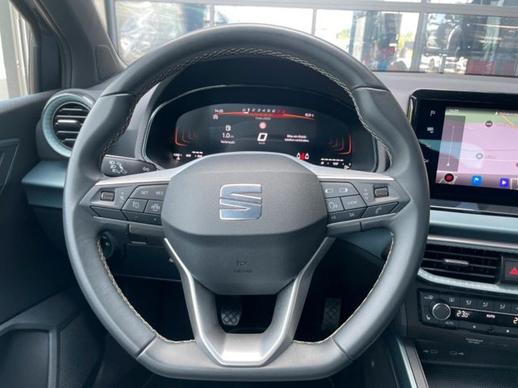 Seat Arona Arona Xperience Anhängerkupplung Navi Kamera (2024) - Photo 15