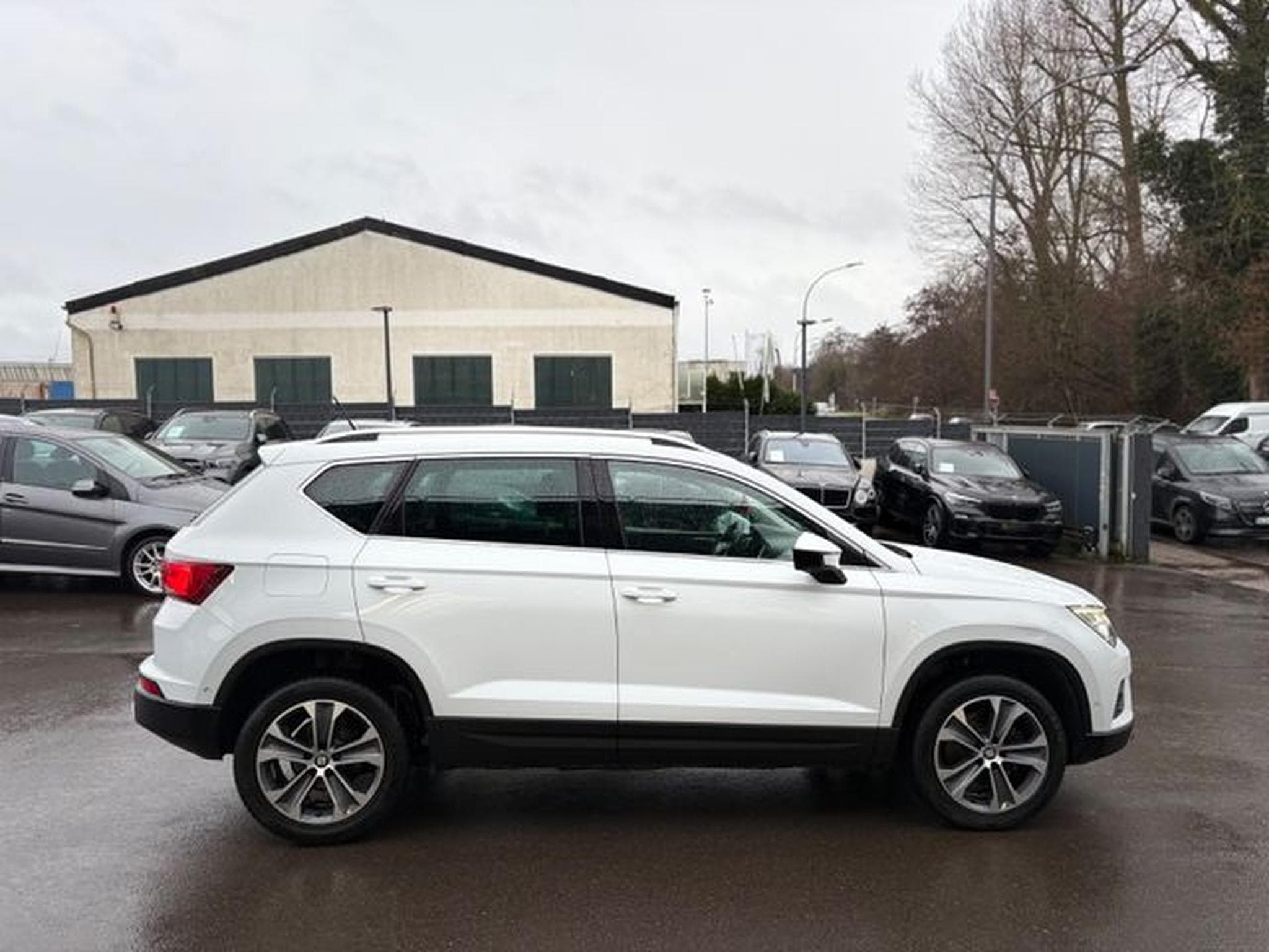 Seat Ateca ATECA STYLE *LED*NAVI*KAMERA*SITZHEIZUNG* (2017) - Foto 10