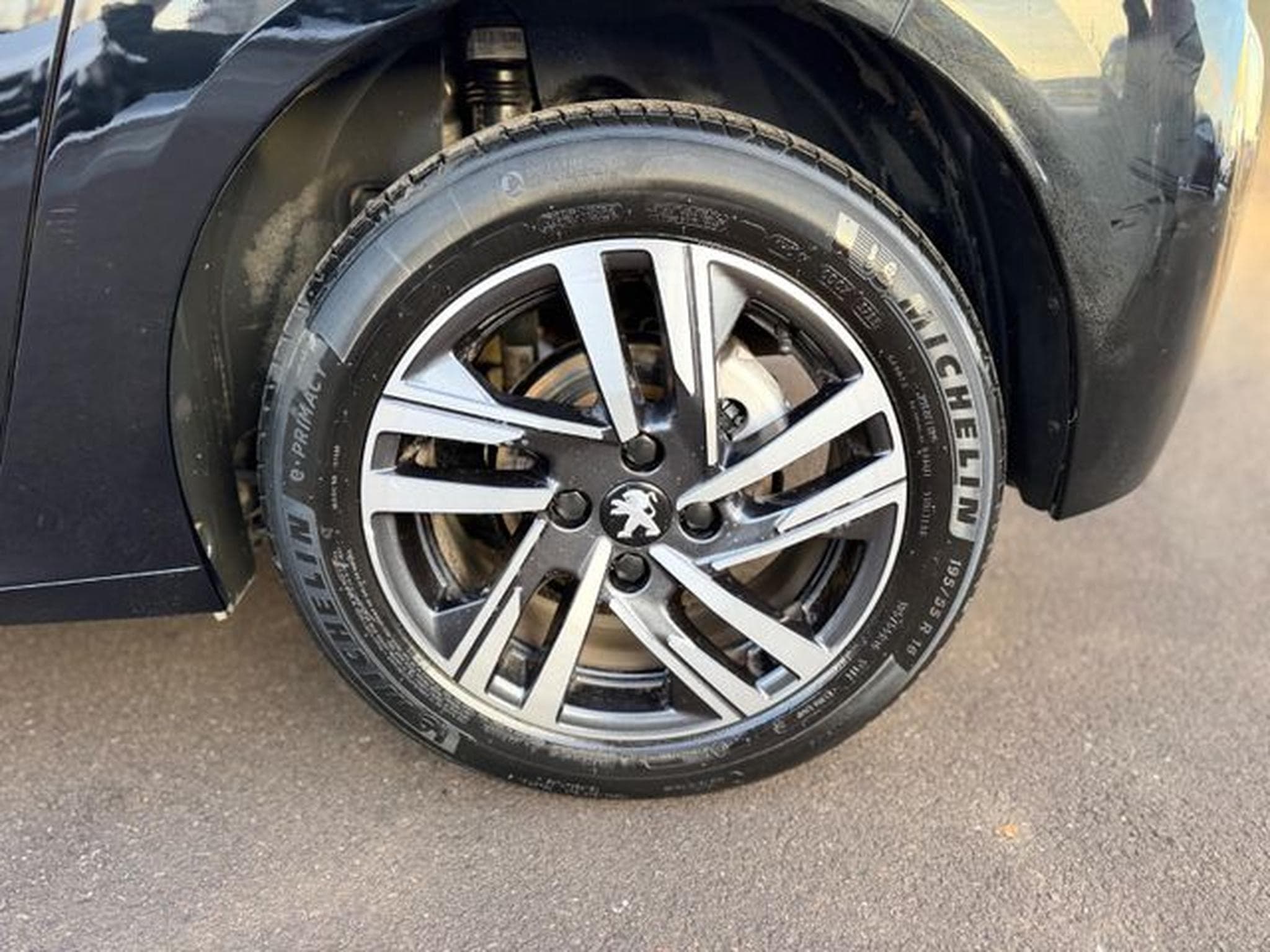 Peugeot 208 208 STYLE PAKET*AUTOMATIK*LED*NAVI*R-KAMERA* (2023) - Photo 10