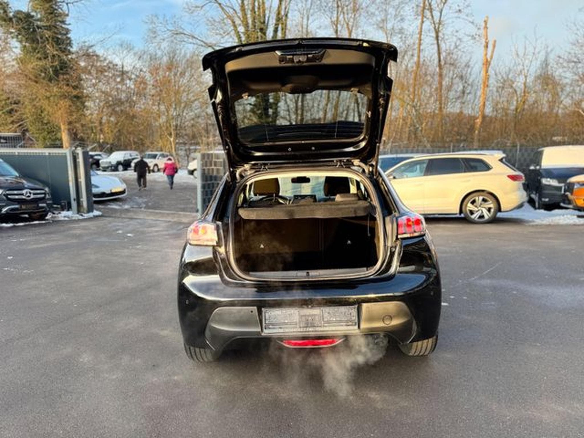 Peugeot 208 208 STYLE PAKET*AUTOMATIK*LED*NAVI*R-KAMERA* (2023) - Photo 11