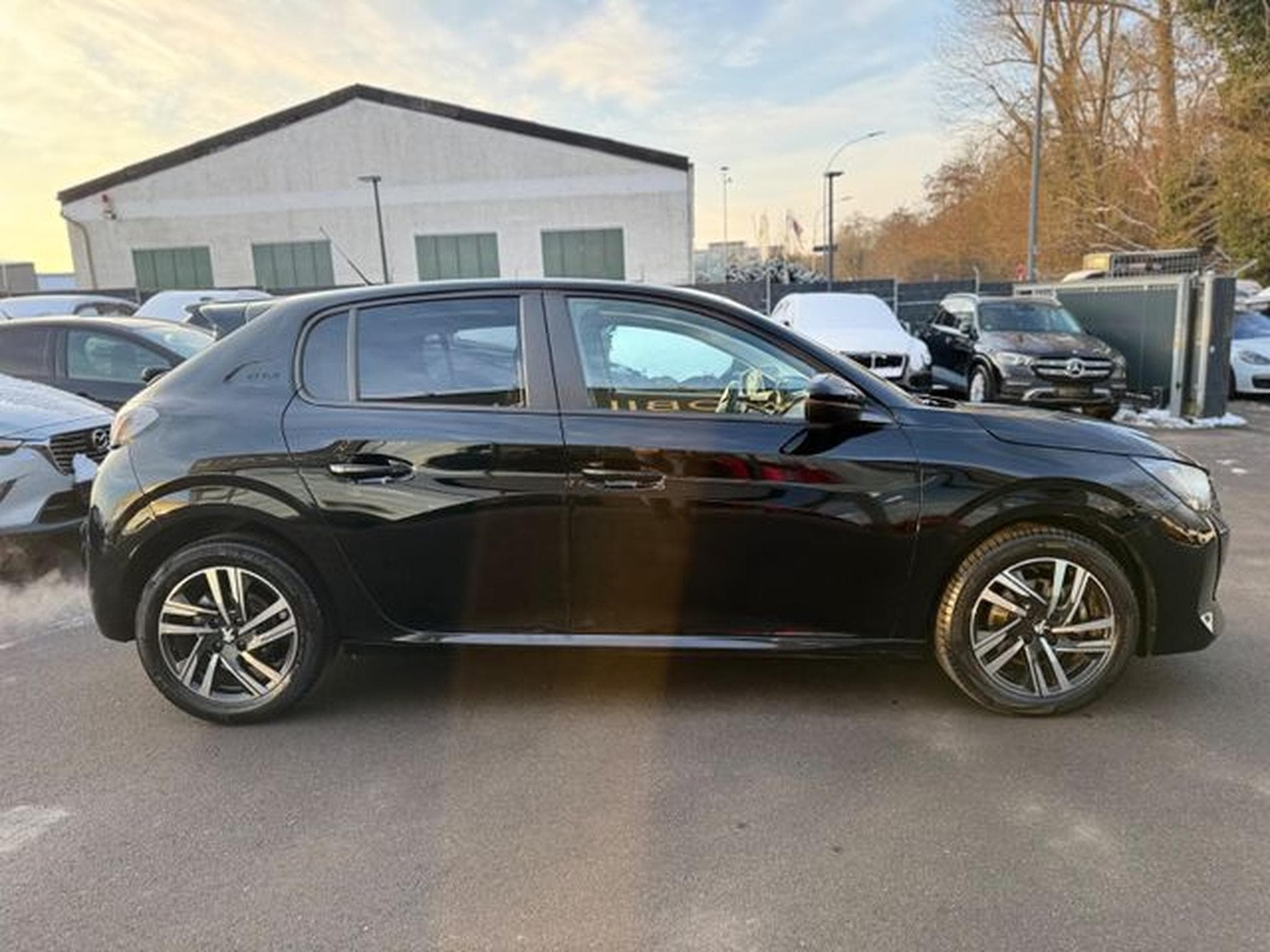 Peugeot 208 208 STYLE PAKET*AUTOMATIK*LED*NAVI*R-KAMERA* (2023) - Photo 14