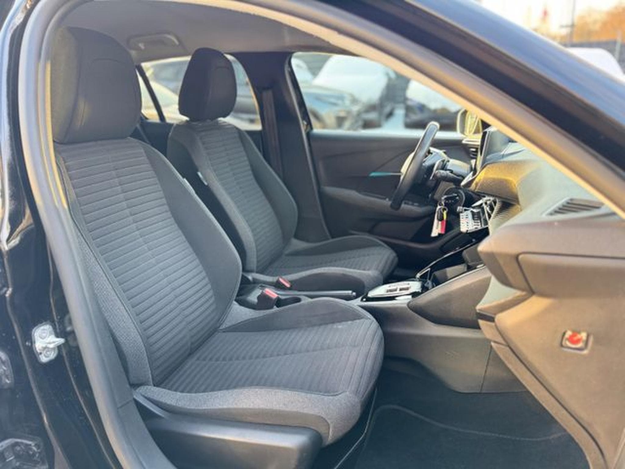 Peugeot 208 208 STYLE PAKET*AUTOMATIK*LED*NAVI*R-KAMERA* (2023) - Photo 15