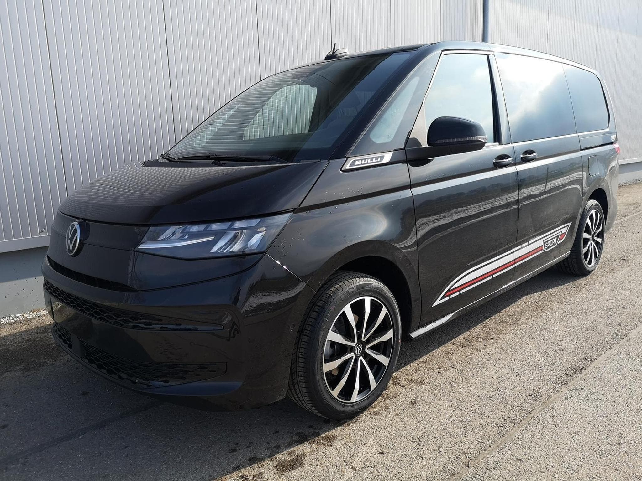 VW T7 2.0 TDI Sport (2025) - Photo 1
