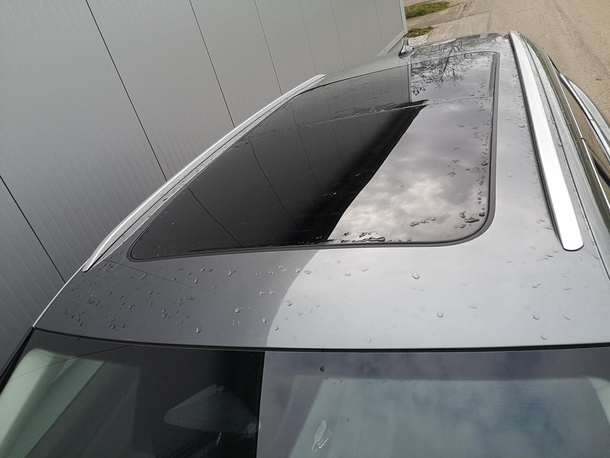 Skoda Superb 2.0 TDI 142kW 4x4 Selection (2025) - Photo 4